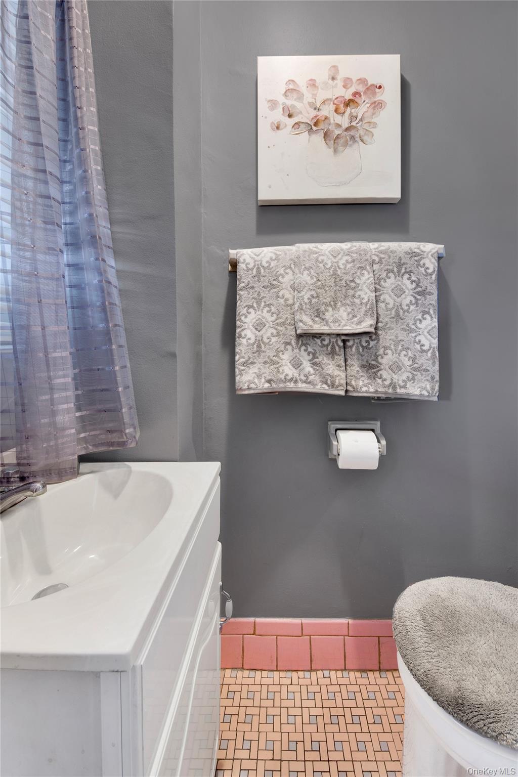 #11 photo, 2343 Ellis Avenue, ब्रोंक्स Bronx , NY 10462