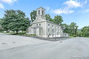 #1 photo, 15 Park Place, Hyde Park , NY 12538