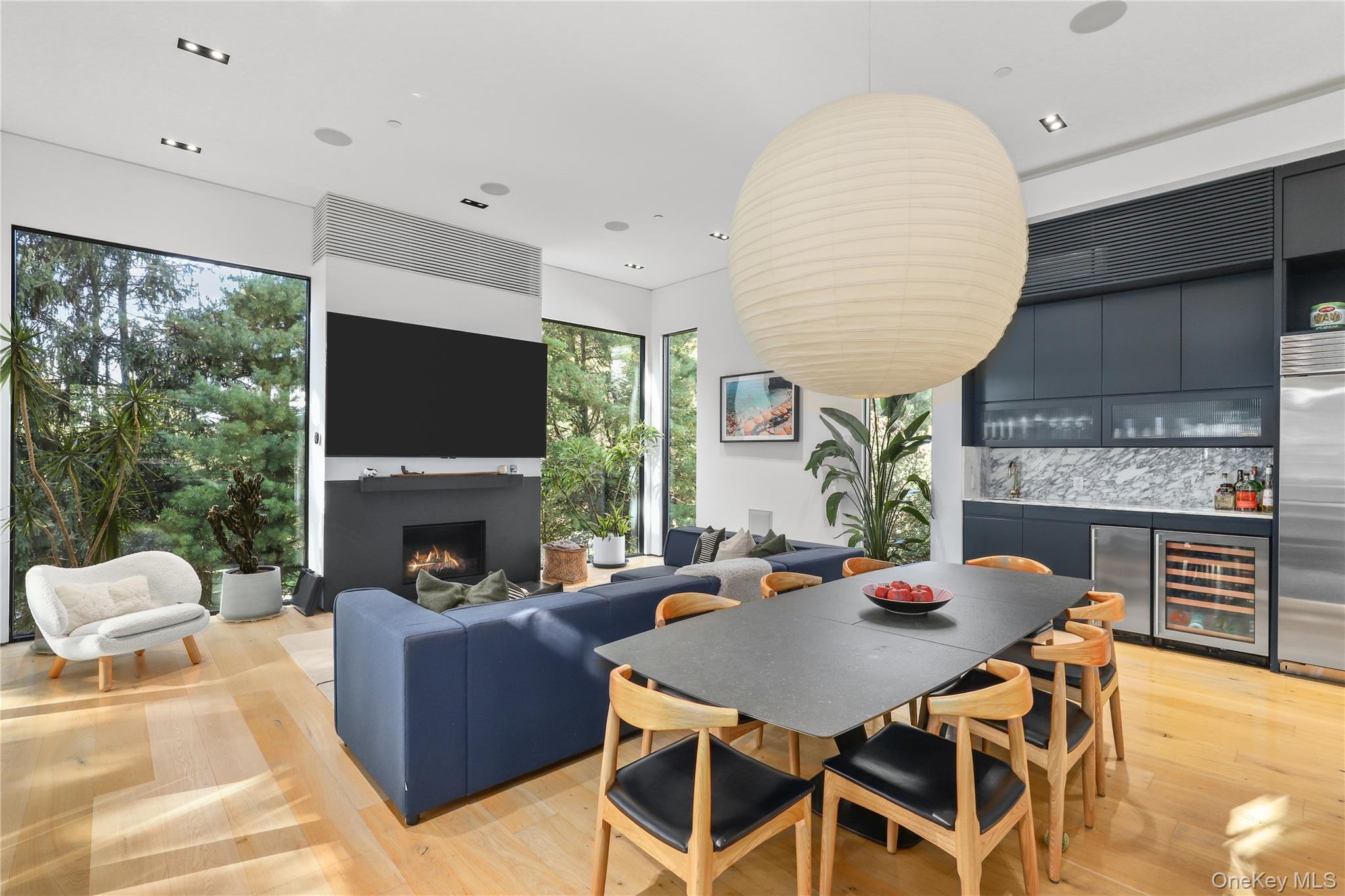 #9 photo, 95 N Broadway, Irvington , NY 10533