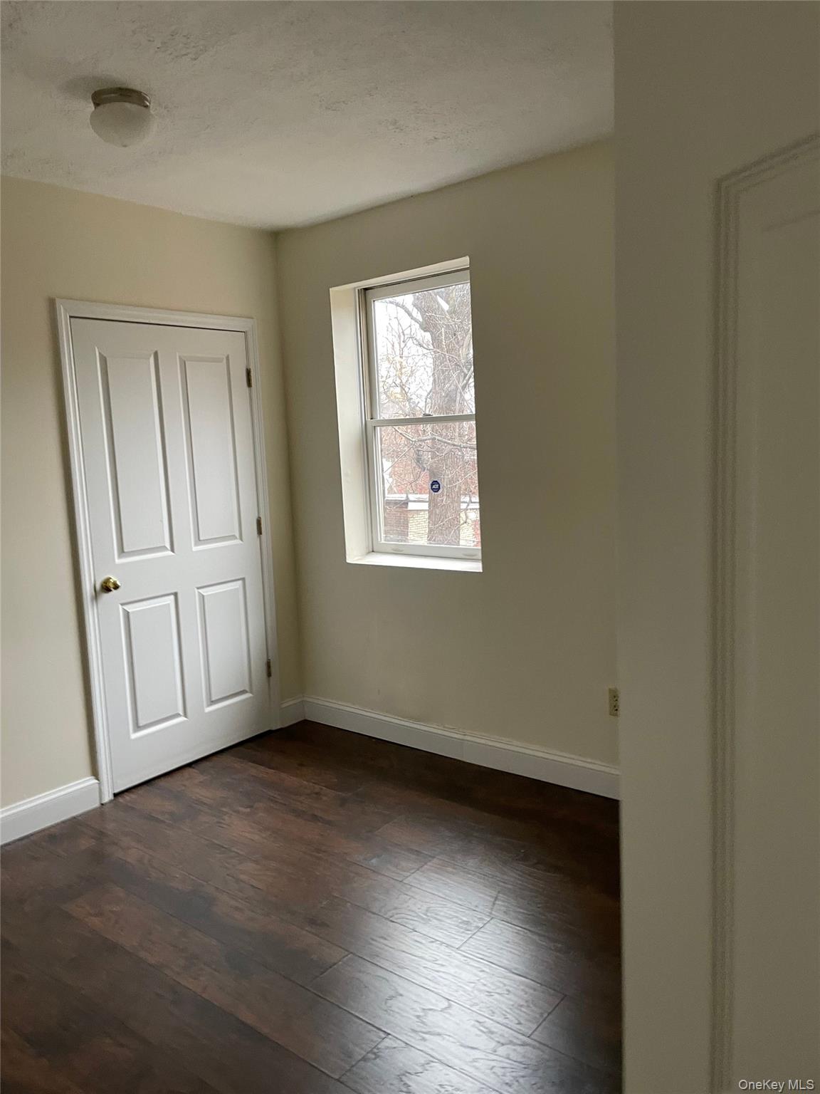 #7 photo, 184 Broadway, Newburgh , NY 12550