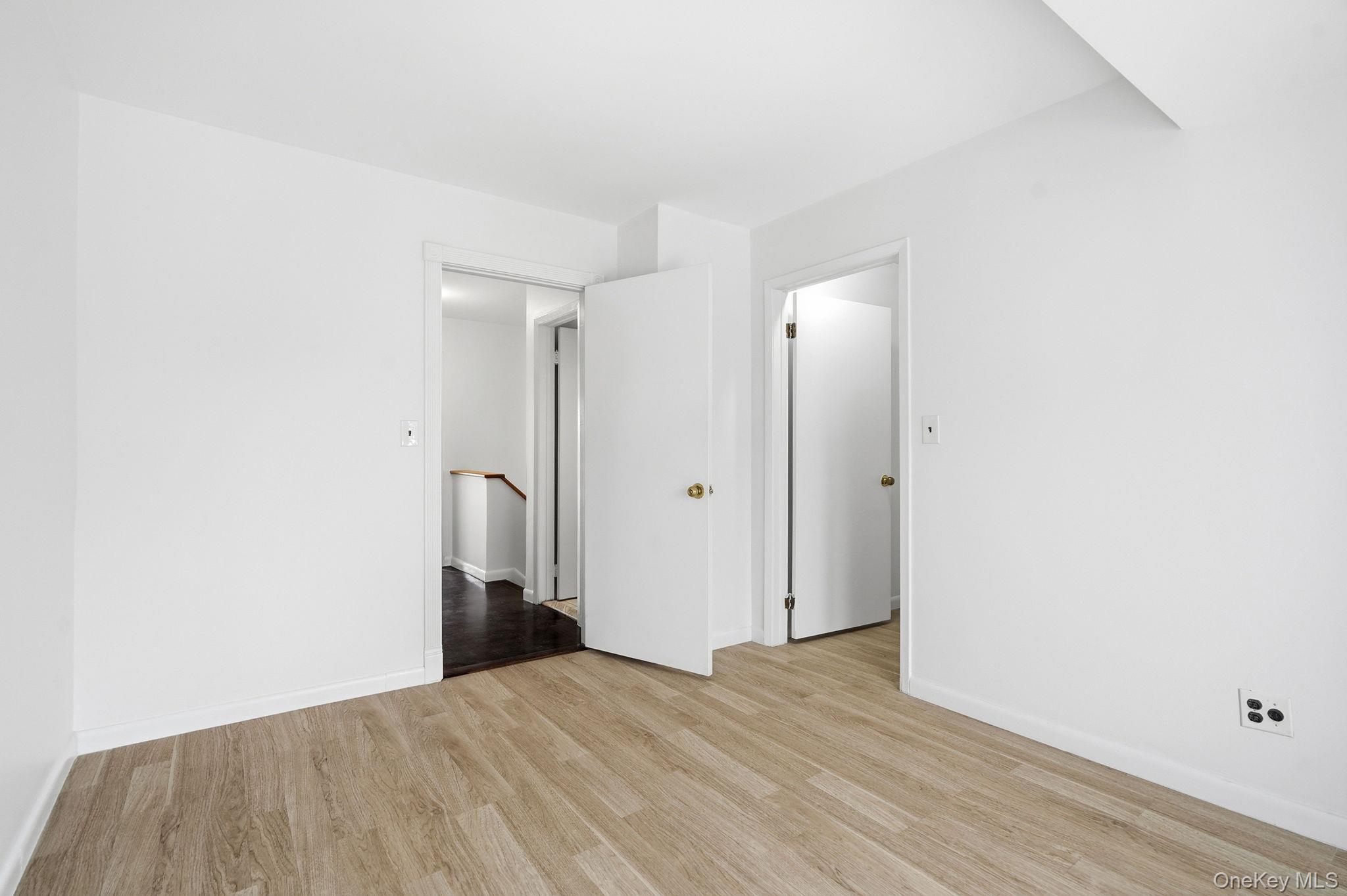 #15 photo, 152 Tier Street, Bronx , NY 10464