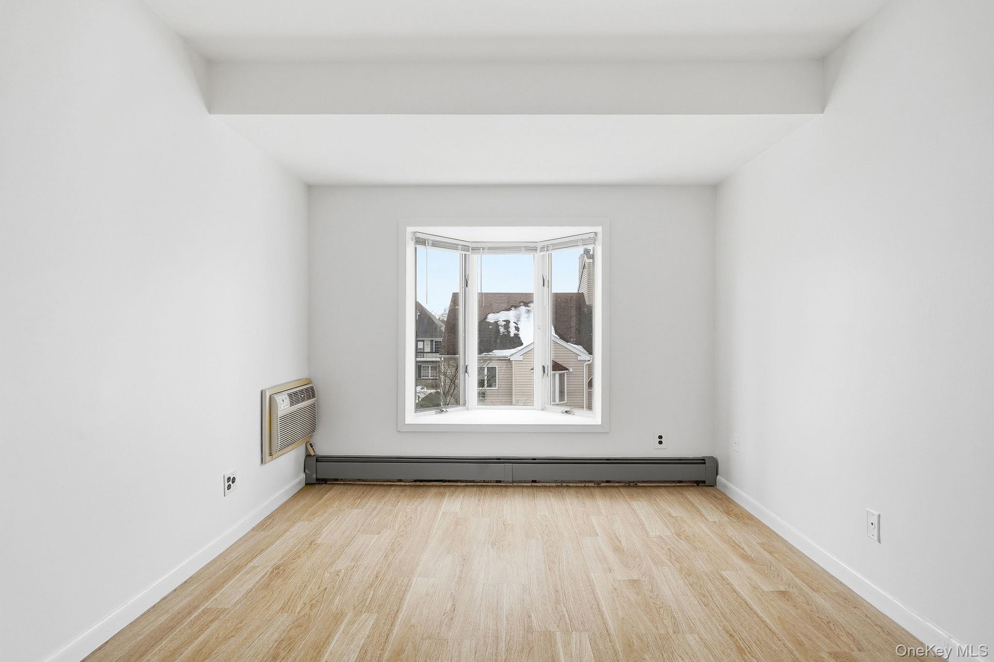 #16 photo, 152 Tier Street, Bronx , NY 10464