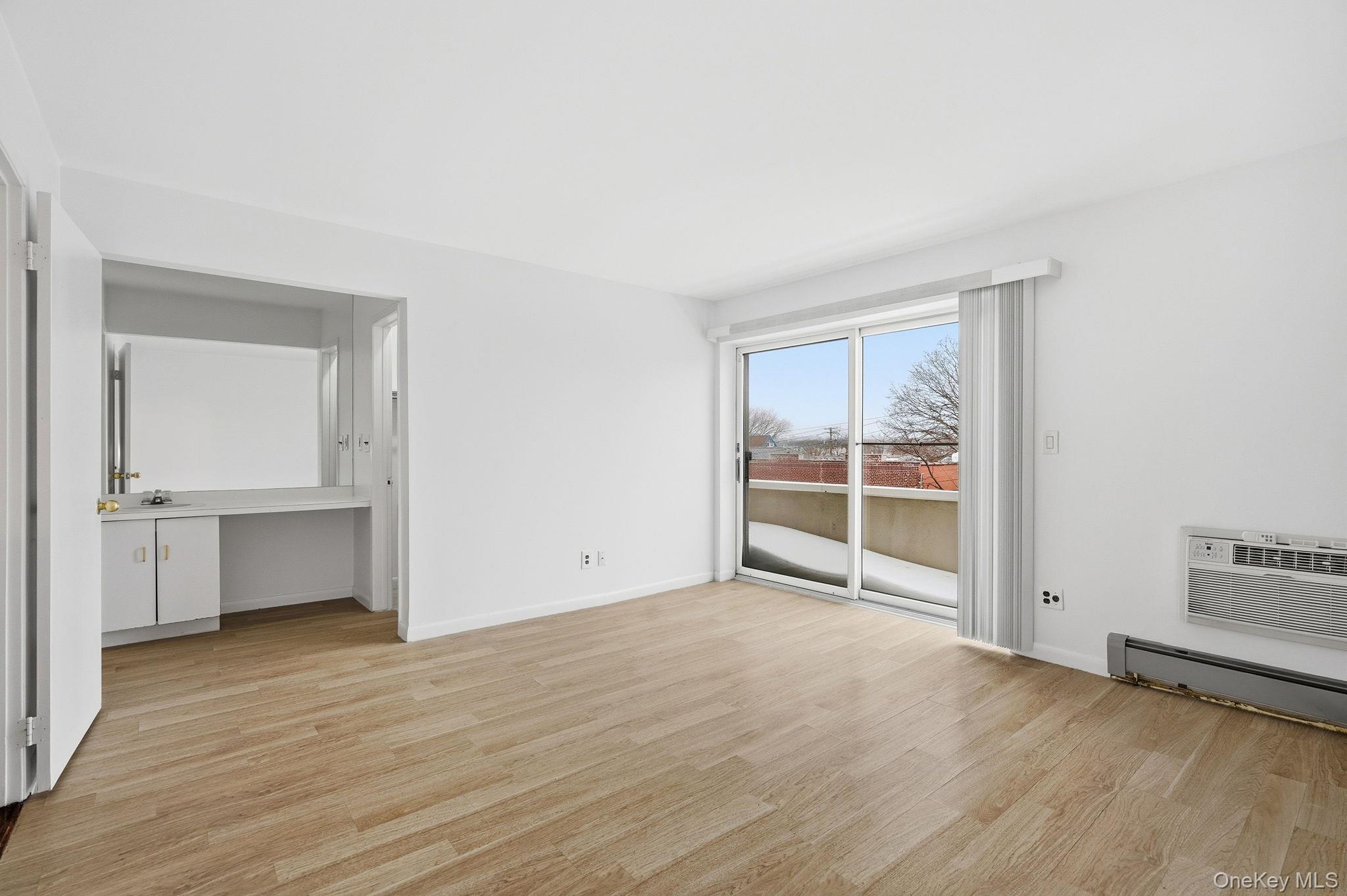 #18 photo, 152 Tier Street, Bronx , NY 10464