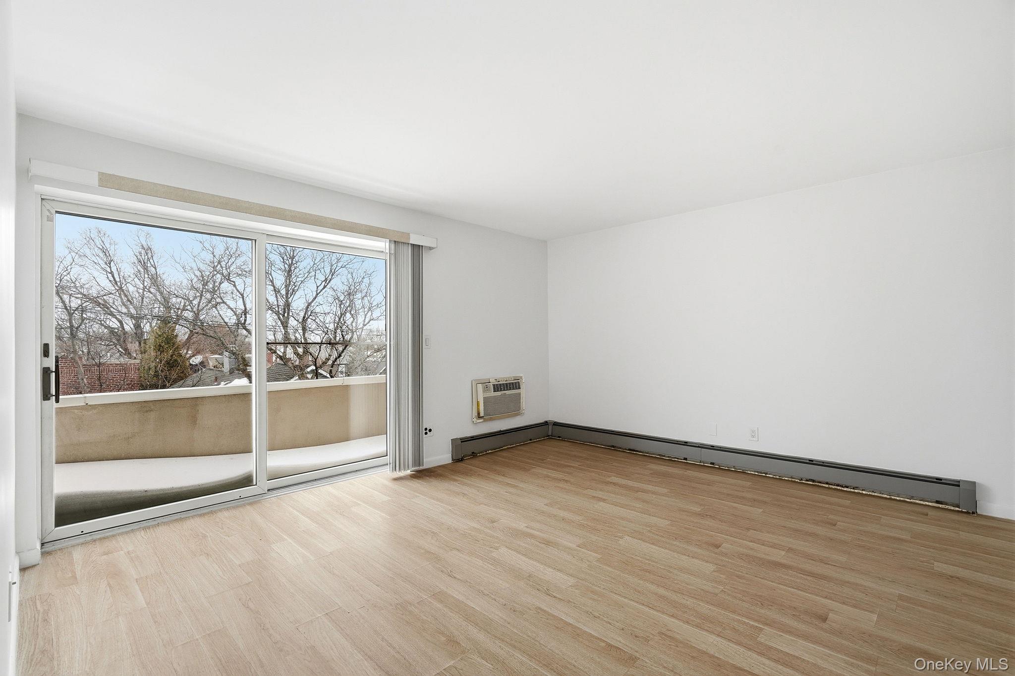 #20 photo, 152 Tier Street, Bronx , NY 10464