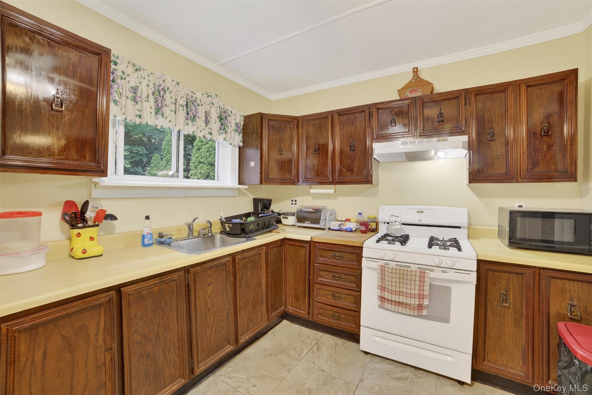 #17 photo, 108 Union Avenue, Peekskill , NY 10566