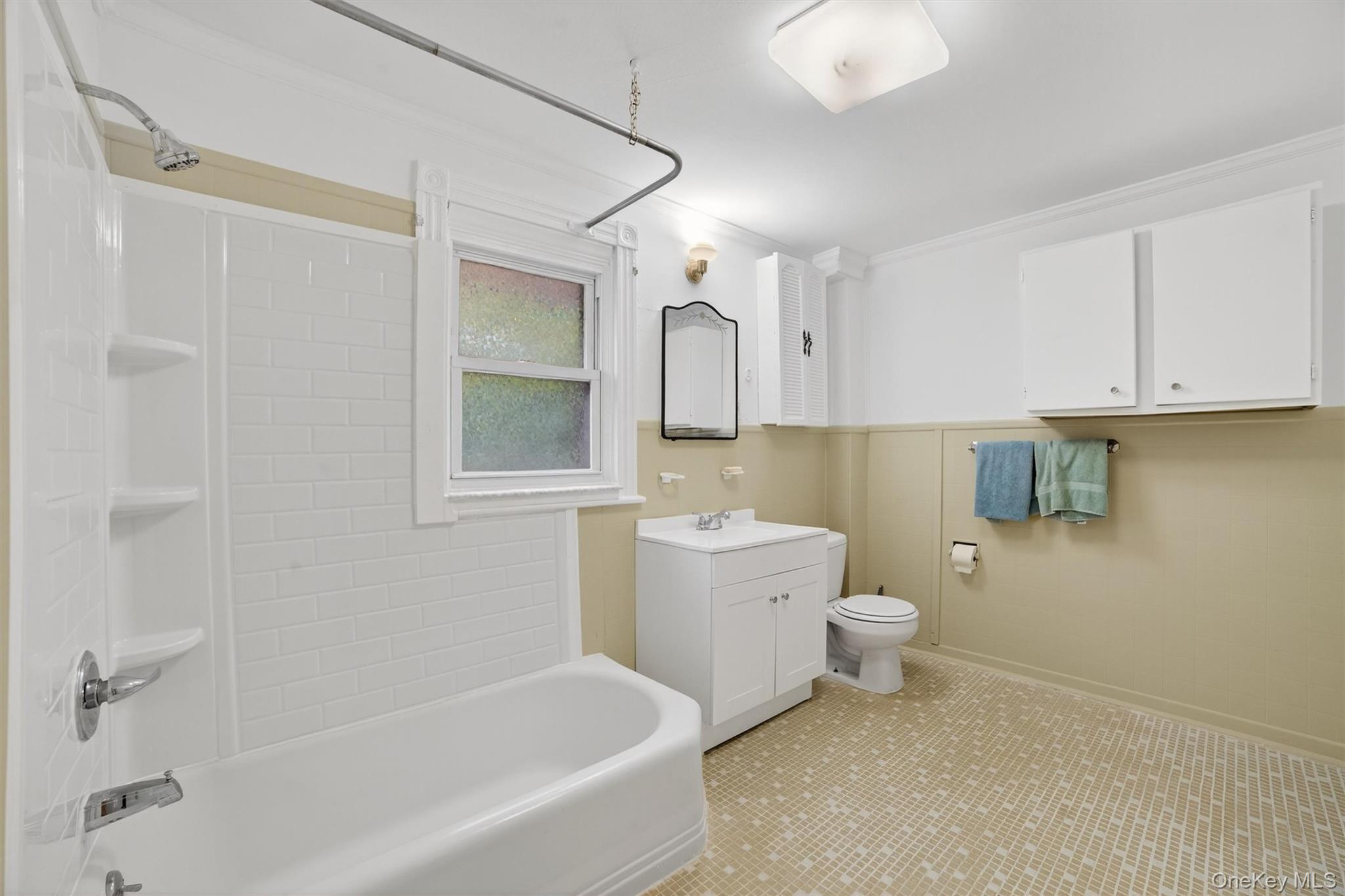 #9 photo, 108 Union Avenue, Peekskill , NY 10566