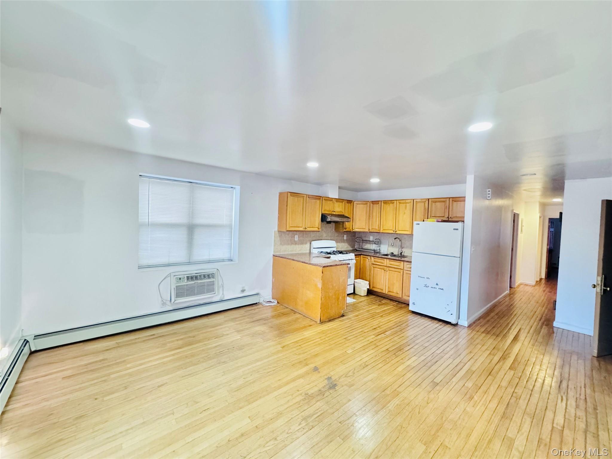 #3 photo, 13023 58th Road, Flushing , NY 11355