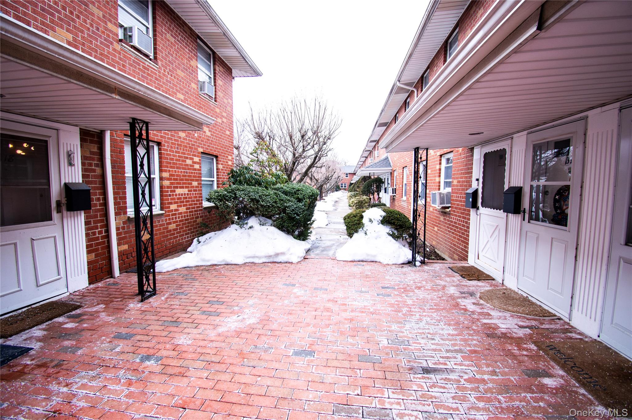 #18 photo, 1690 Grand Avenue, Baldwin , NY 11510