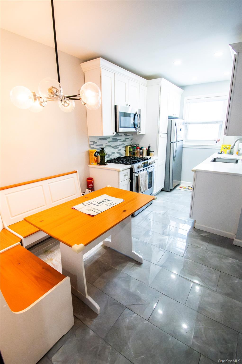 #7 photo, 1690 Grand Avenue, Baldwin , NY 11510