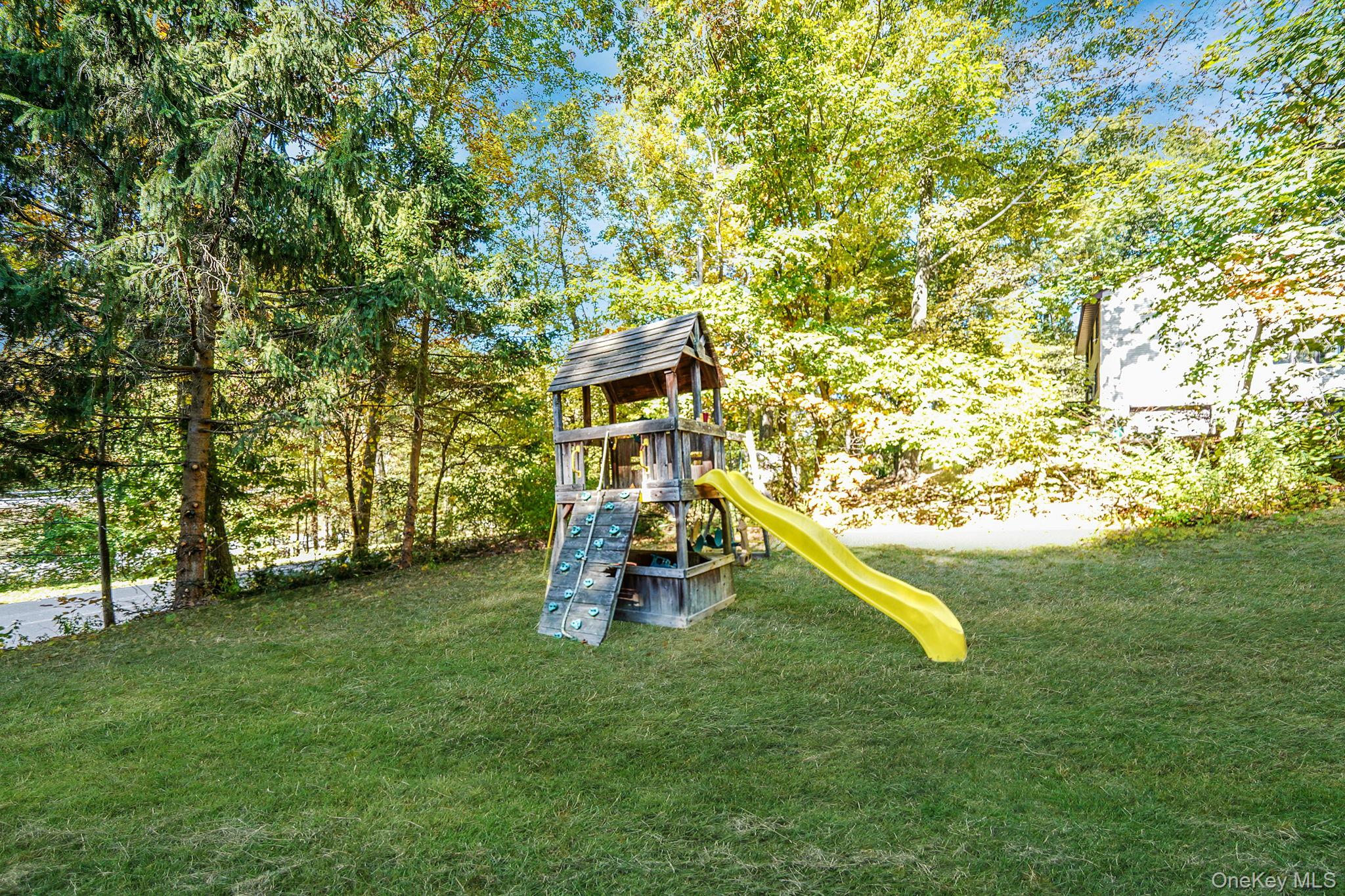 #1 photo, 68 Old Sylvan Lake Road, Hopewell Junction , NY 12533