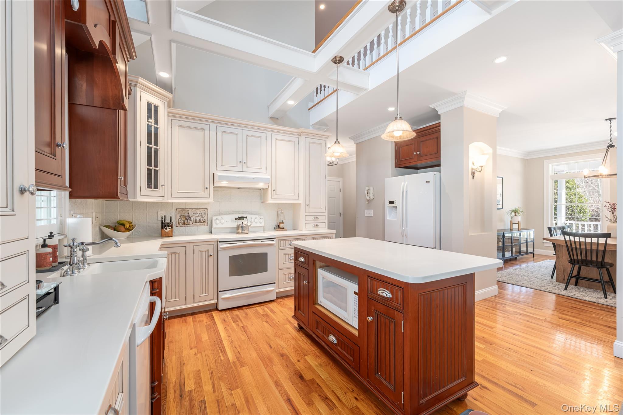 #10 photo, 15 Crescent Court, Wading River , NY 11792