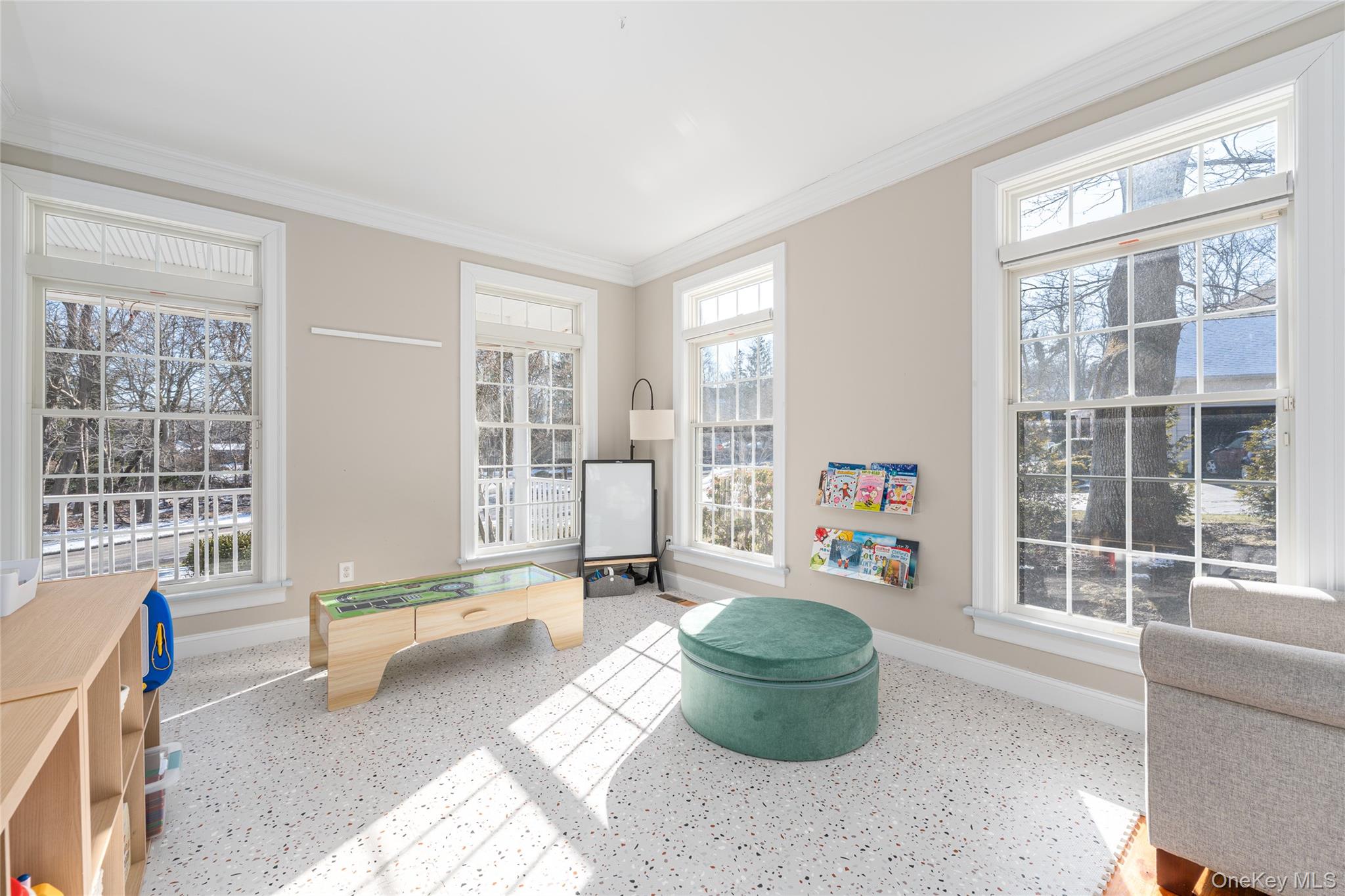 #8 photo, 15 Crescent Court, Wading River , NY 11792