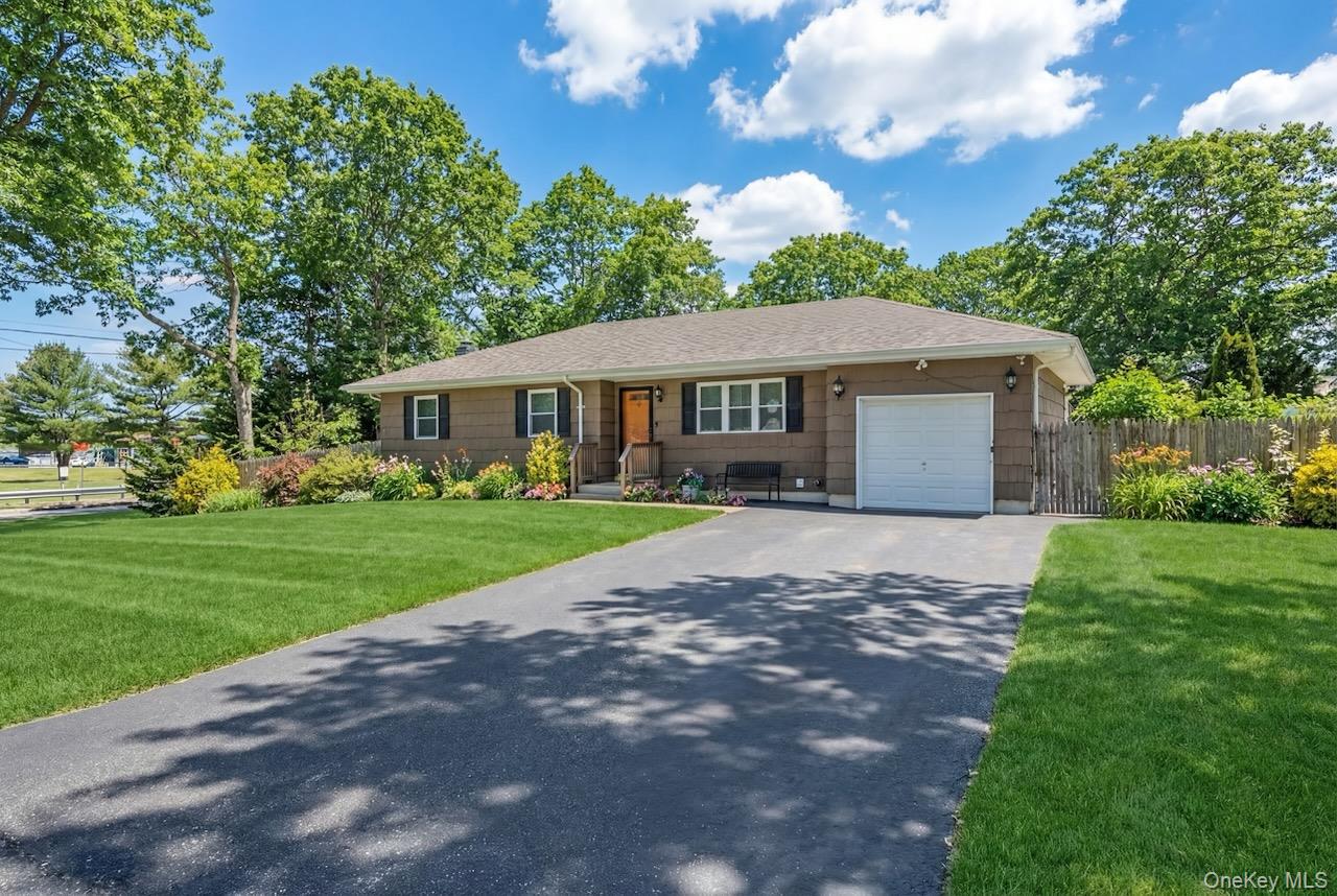 #1 photo, 126 Floyd Road, Shirley , NY 11967