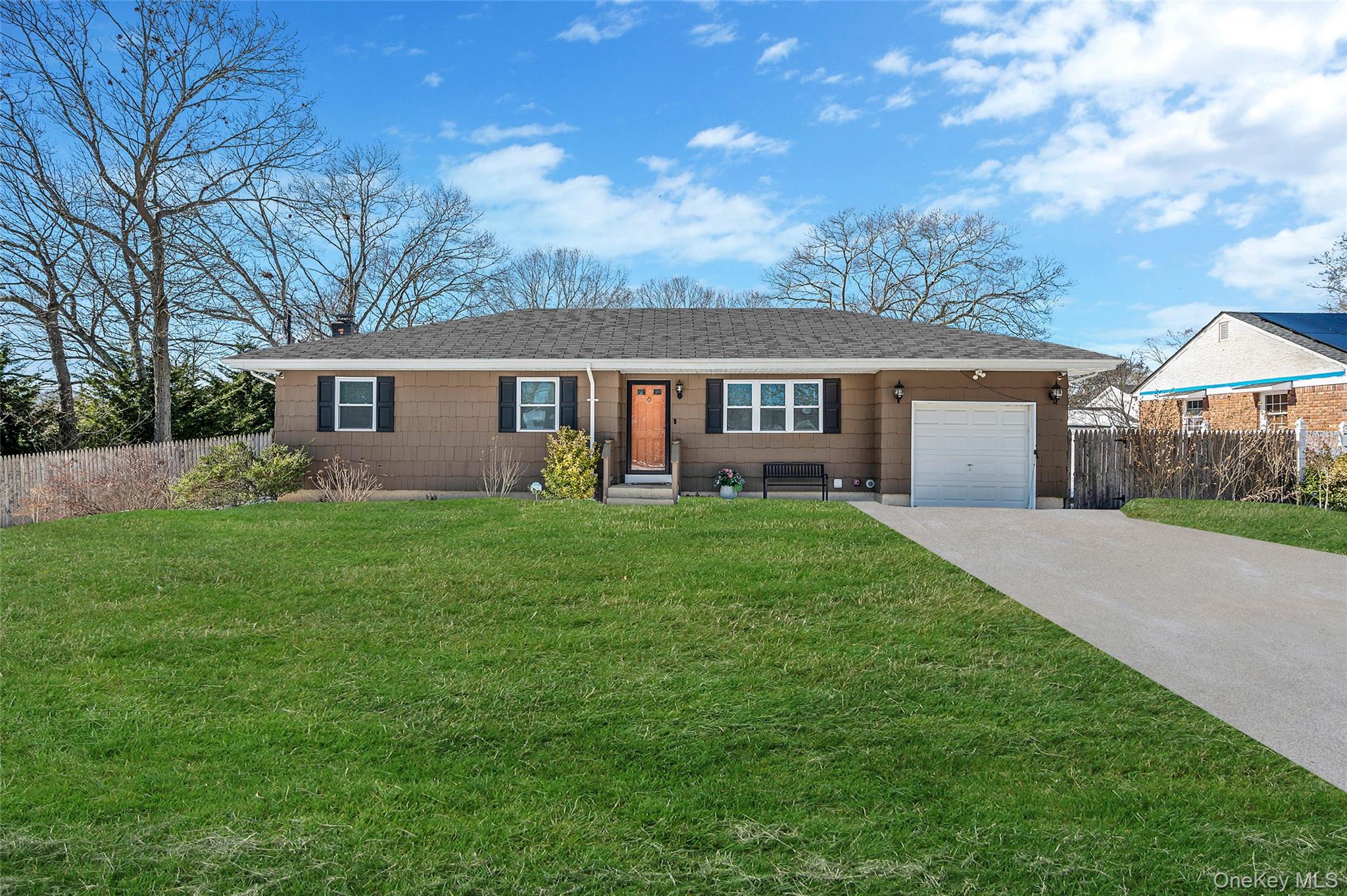 #2 photo, 126 Floyd Road, Shirley , NY 11967