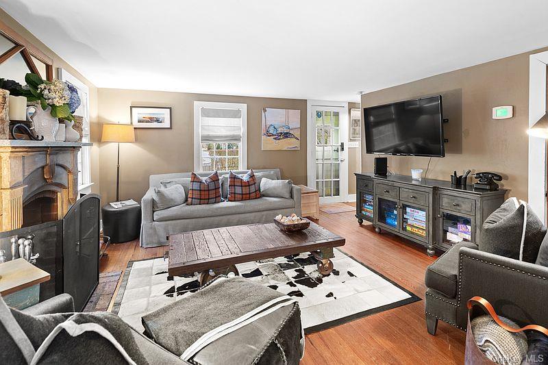 #1 photo, 80 Route 114, East Hampton , NY 11937