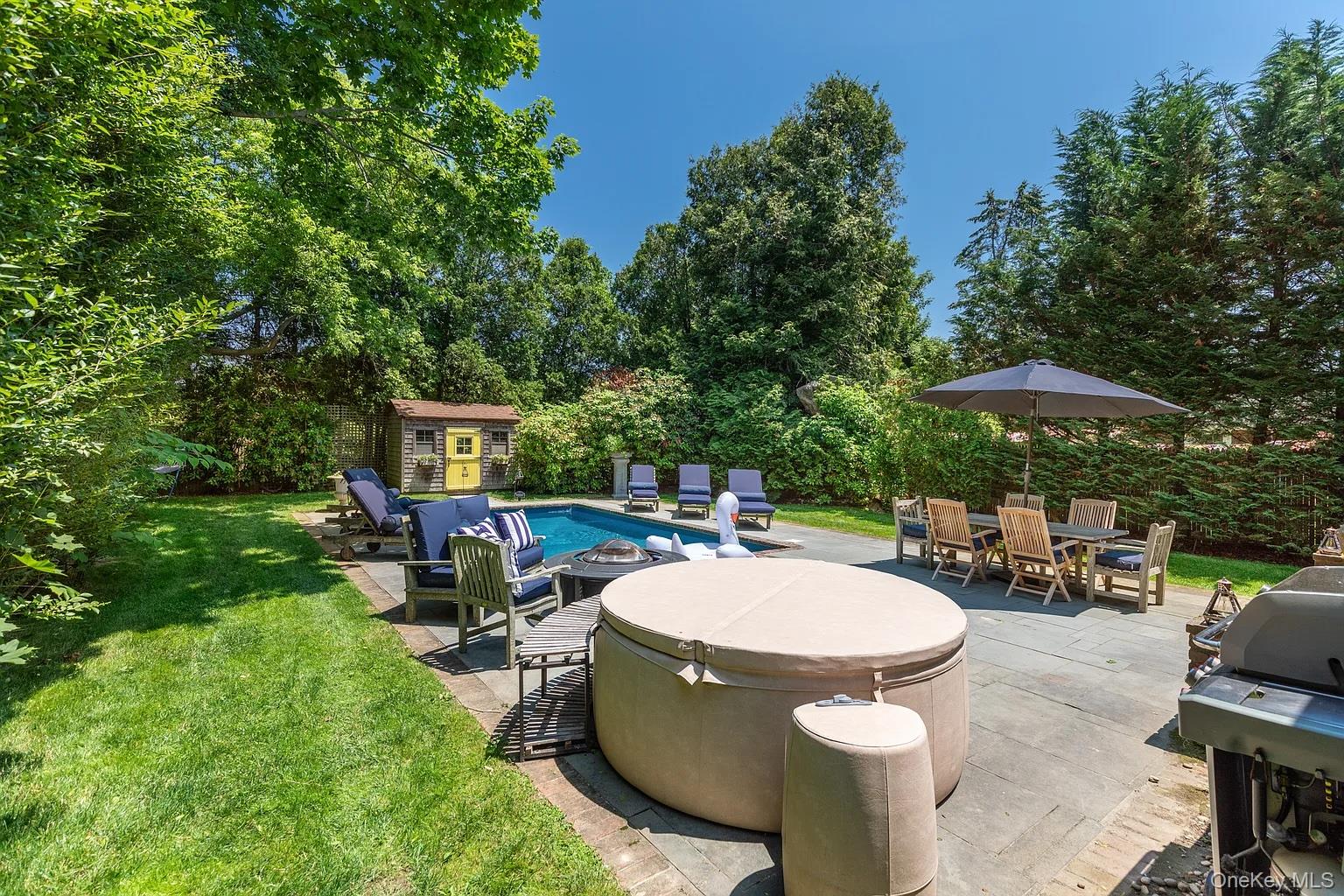 #9 photo, 80 Route 114, East Hampton , NY 11937