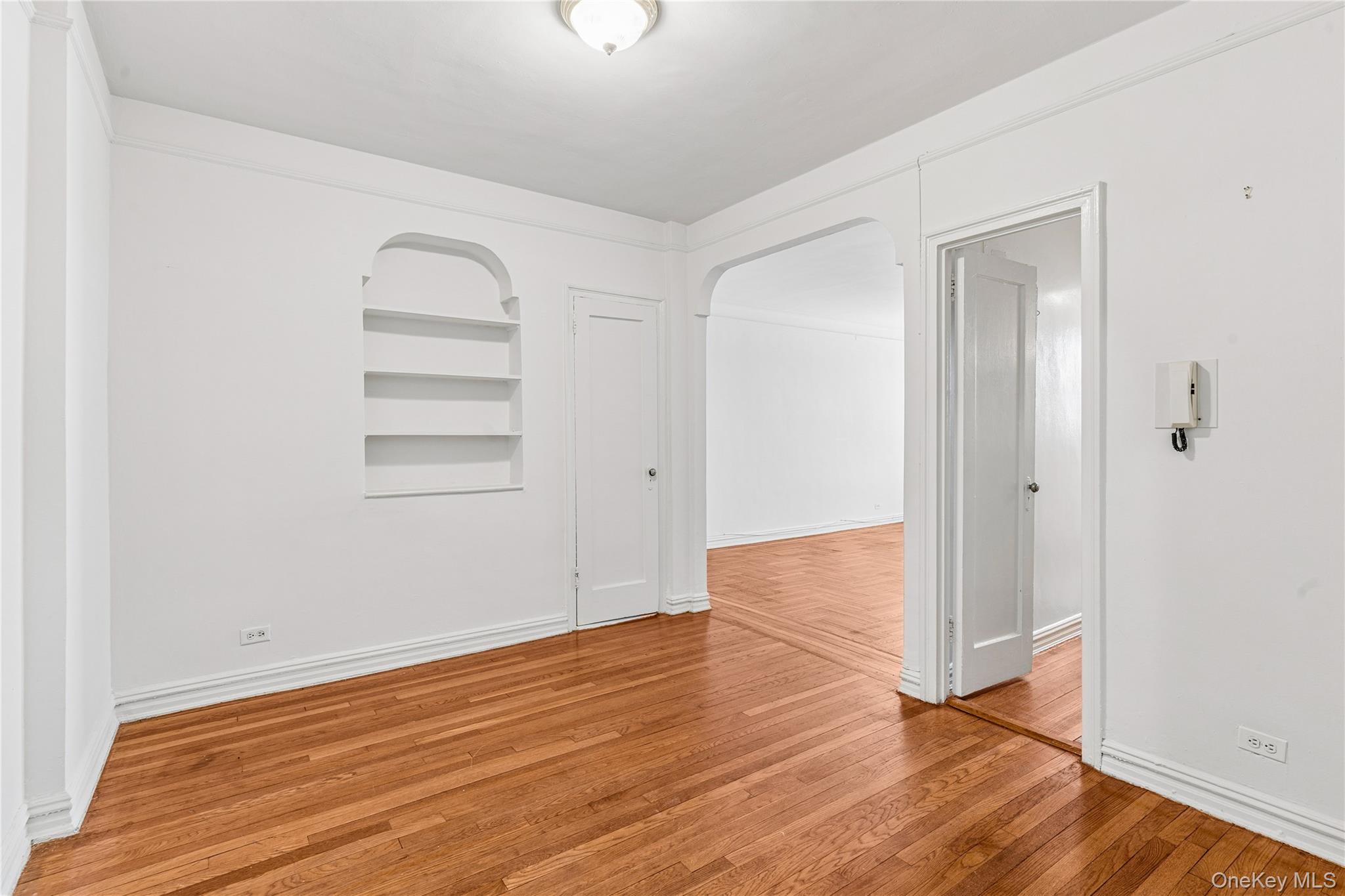 #3 photo, 111-39 76th Road, Forest Hills , NY 11375