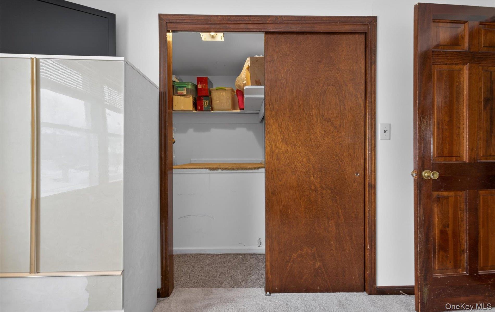 #14 photo, 525 Keller Avenue, Elmont , NY 11003