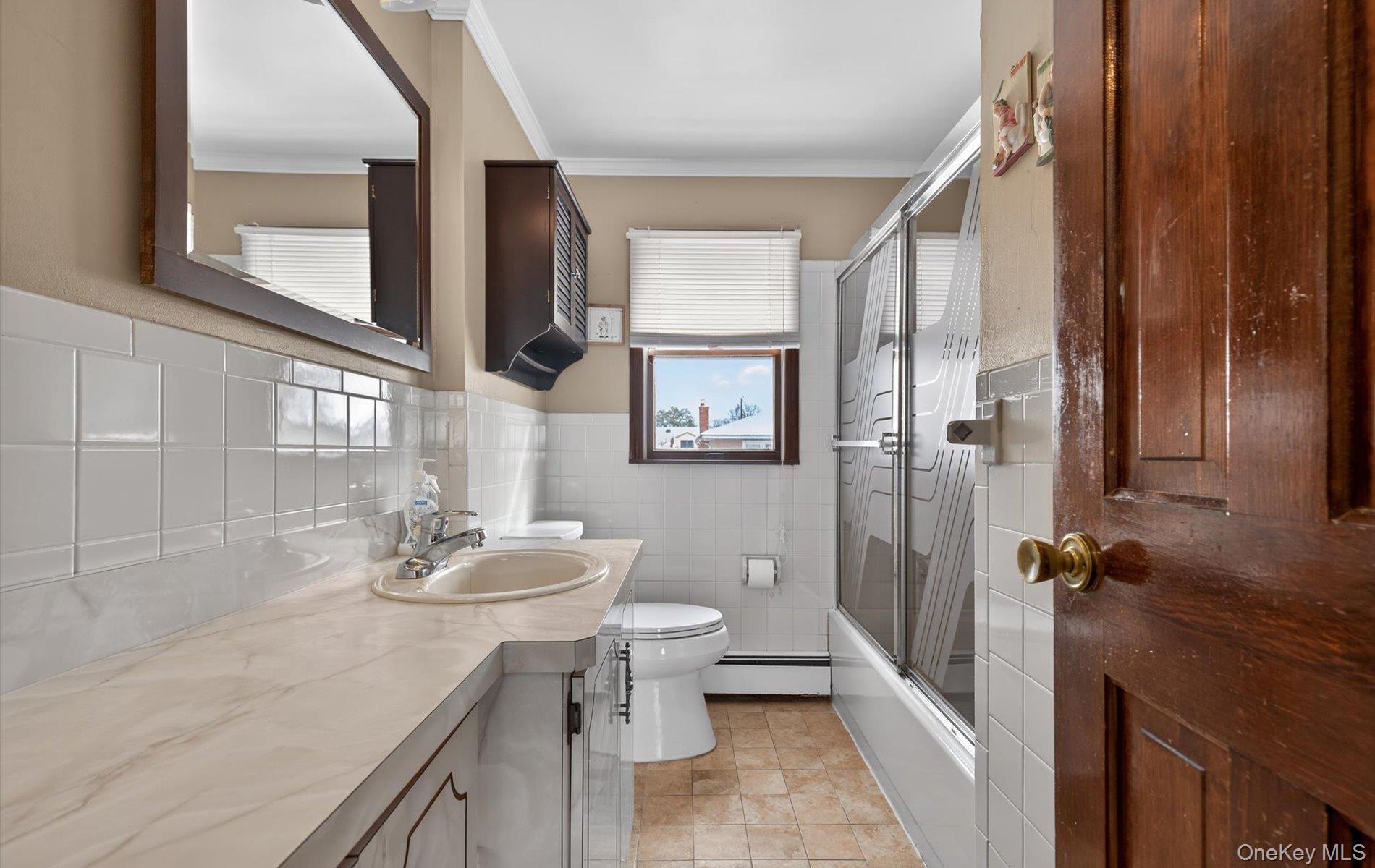 #18 photo, 525 Keller Avenue, Elmont , NY 11003