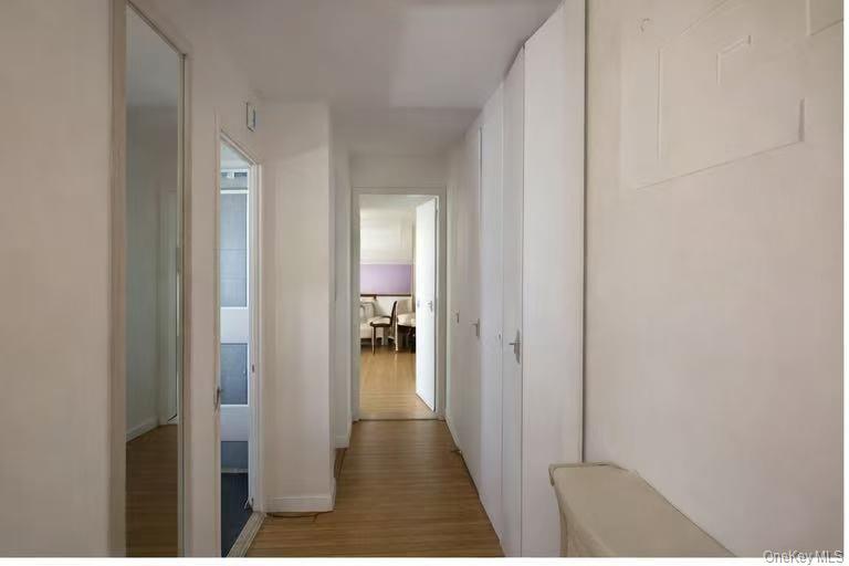 #10 photo, 61-20 Grand Central Parkway, كوينز Forest Hills , NY 11375