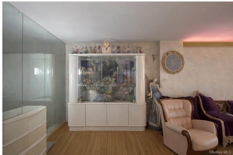 #4 photo, 61-20 Grand Central Parkway, Forest Hills , NY 11375