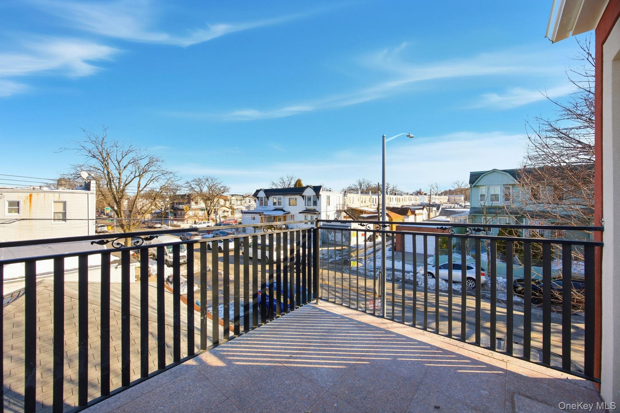 #16 photo, 3033 93rd Street, एल्महर्स्ट East Elmhurst , NY 11369