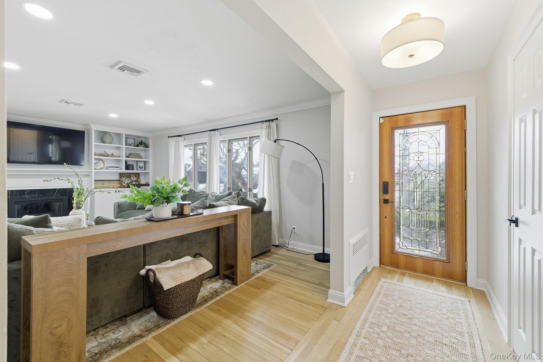 #6 photo, 105 Reeve Road, Rockville Centre , NY 10013