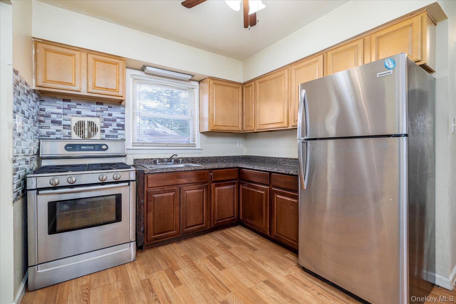 #12 photo, 580 Georgia Street, South Hempstead , NY 11550