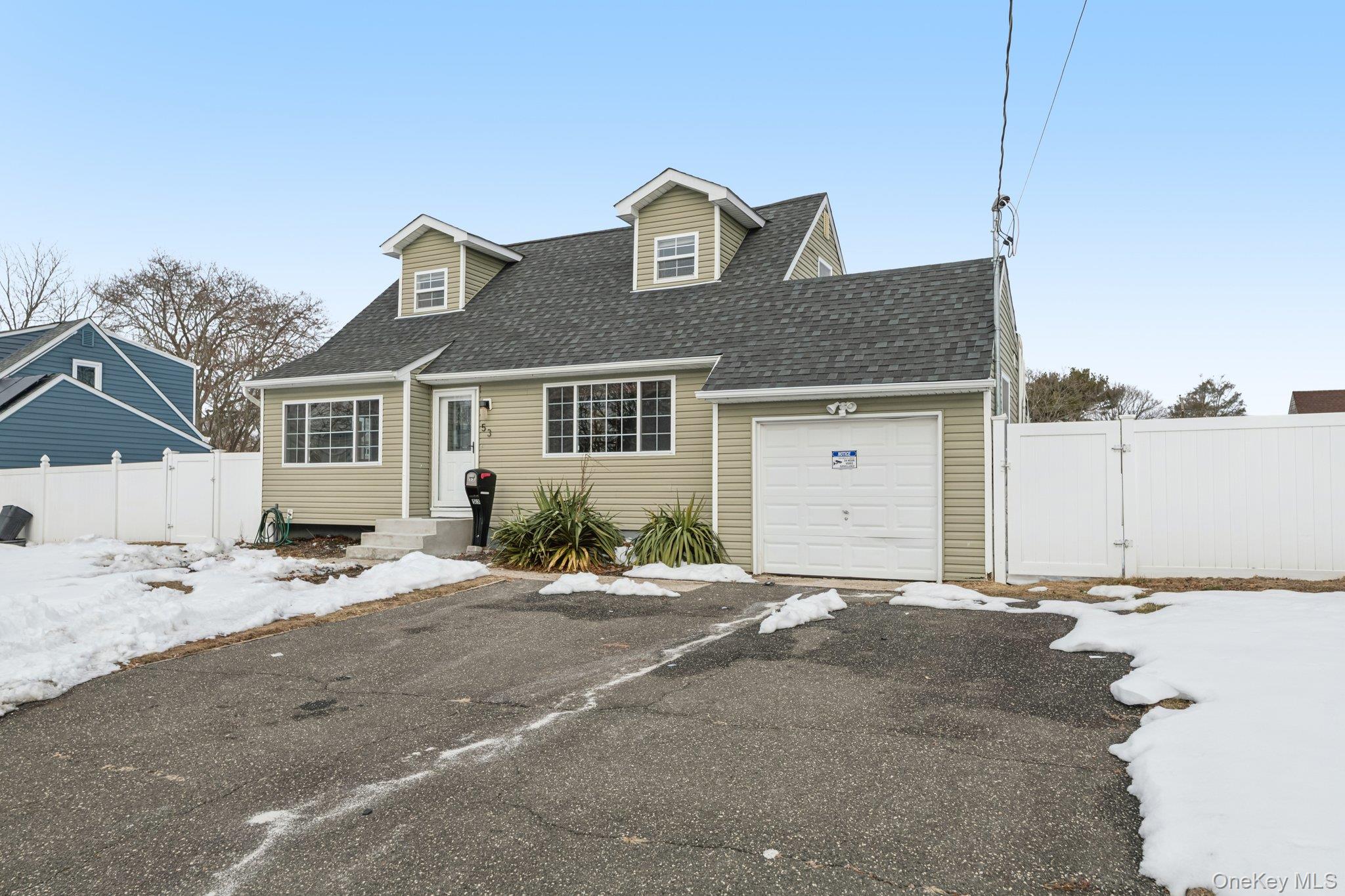 #2 photo, 53 Hickory Street, Central Islip , NY 11722