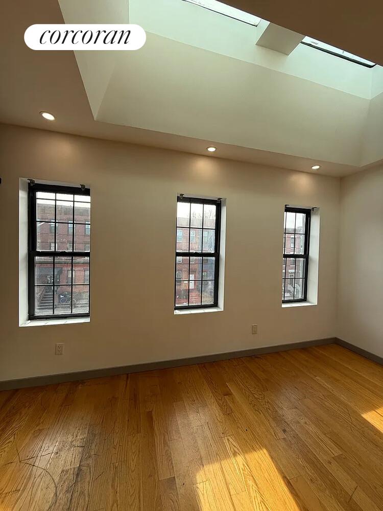 #4 photo, Brooklyn, Ocean Hill , NY 11233