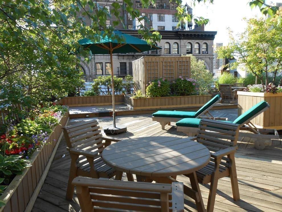 #7 photo, 23 Waverly Place, Greenwich Village , NY 10003