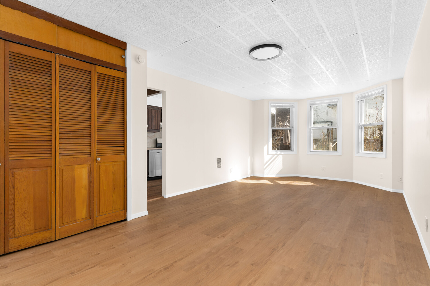 #1 photo, 60-48 FLUSHING Avenue, Maspeth , NY 11378