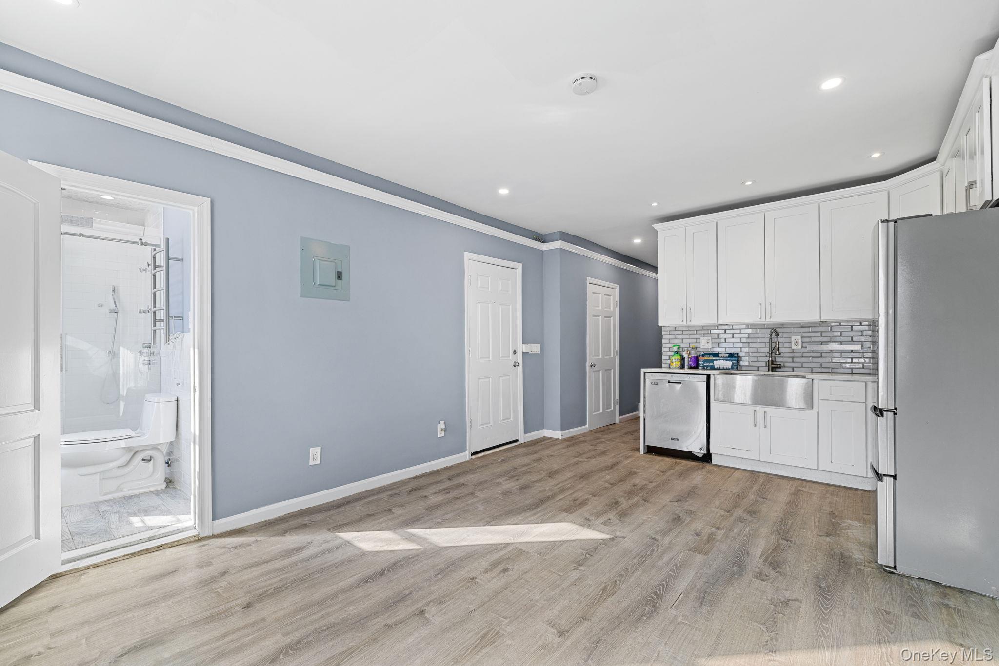 #3 photo, 177 Woodworth Avenue, 뉴욕주 Yonkers , NY 10701