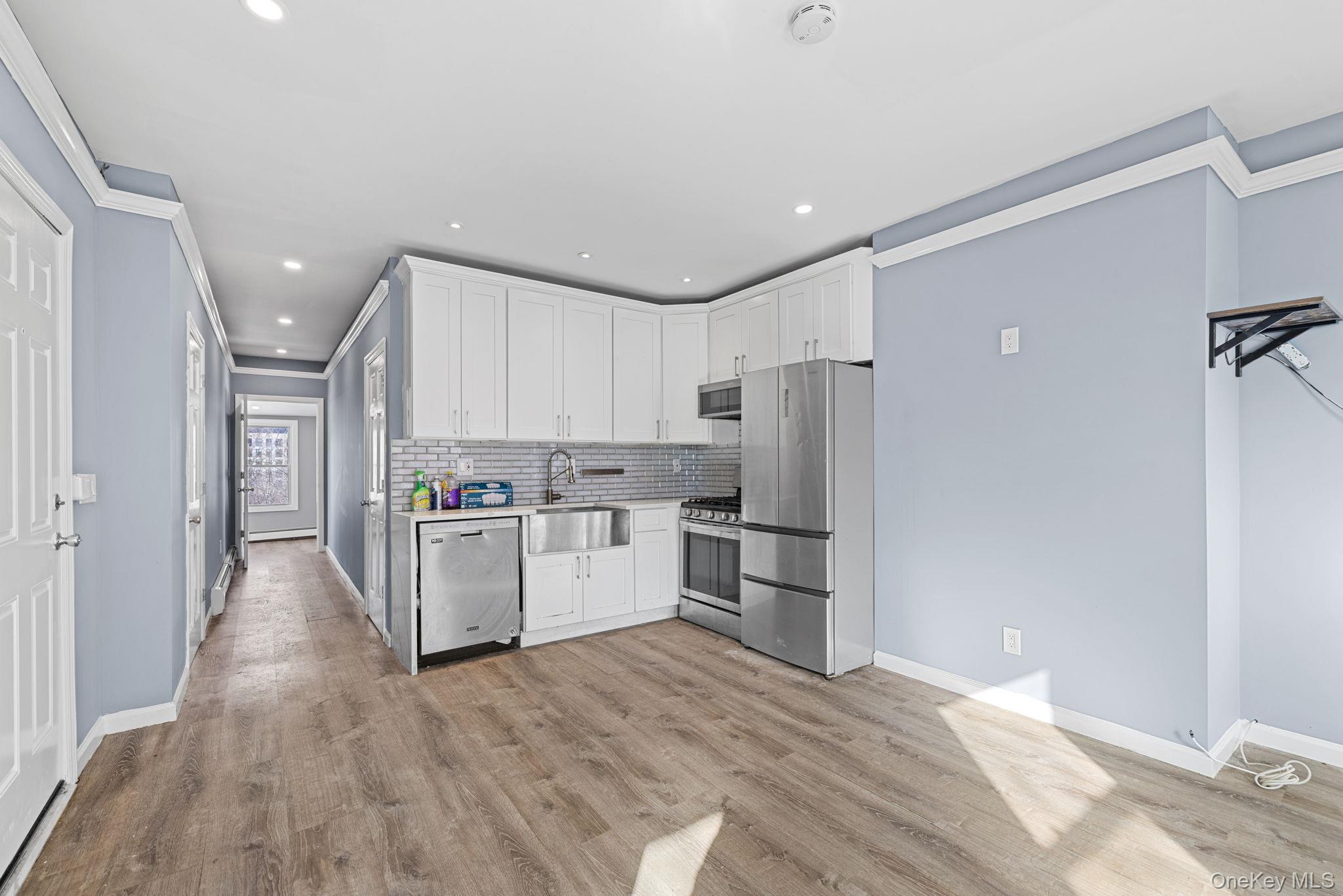 #4 photo, 177 Woodworth Avenue, 뉴욕주 Yonkers , NY 10701