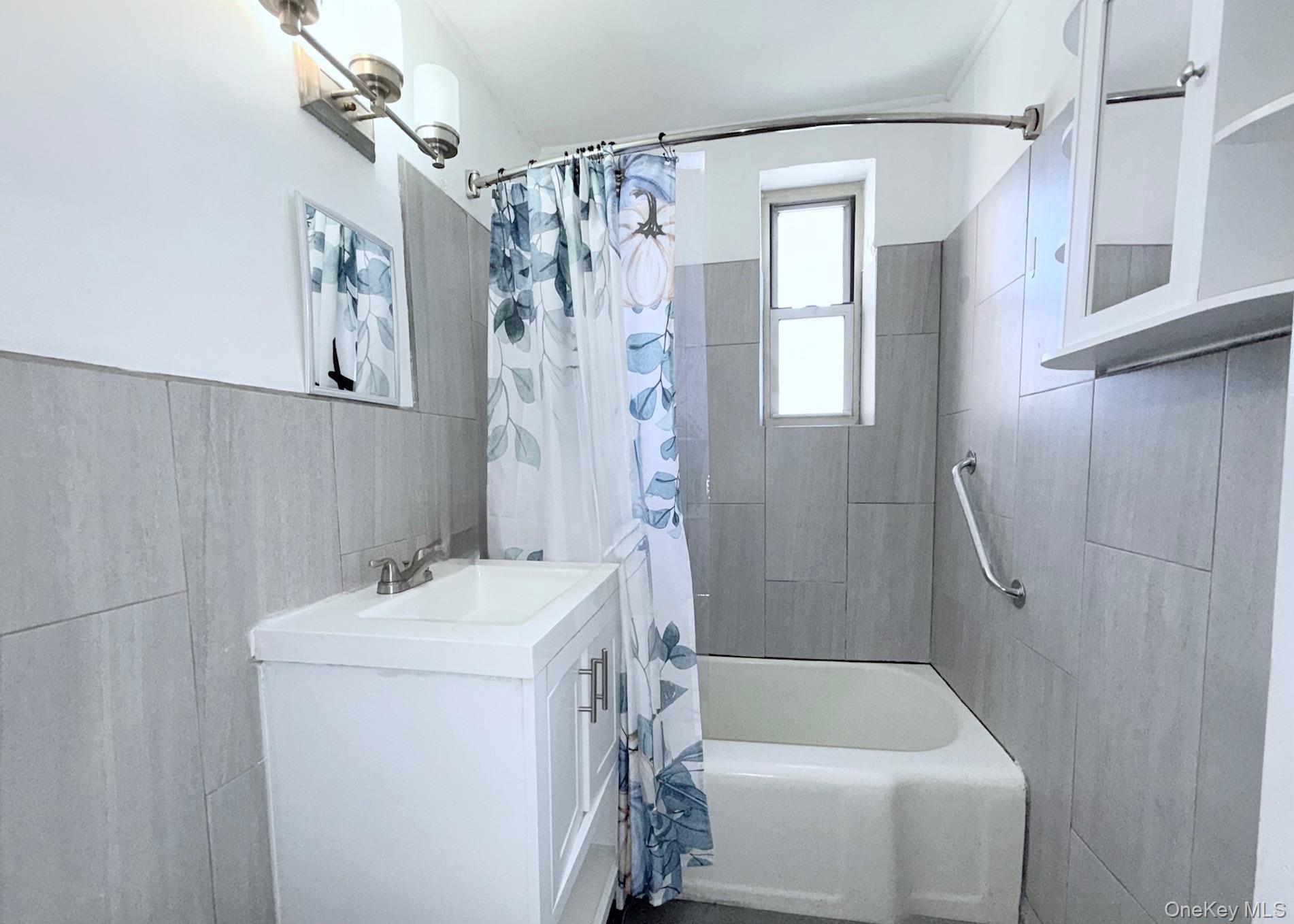 #13 photo, 40 Davenport Avenue, New Rochelle , NY 10805