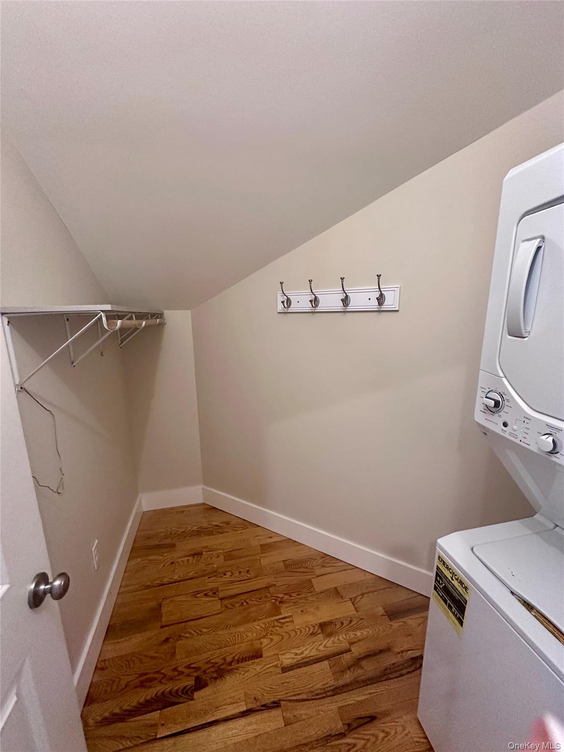 #9 photo, 12 Main Street, Warwick , NY 10990