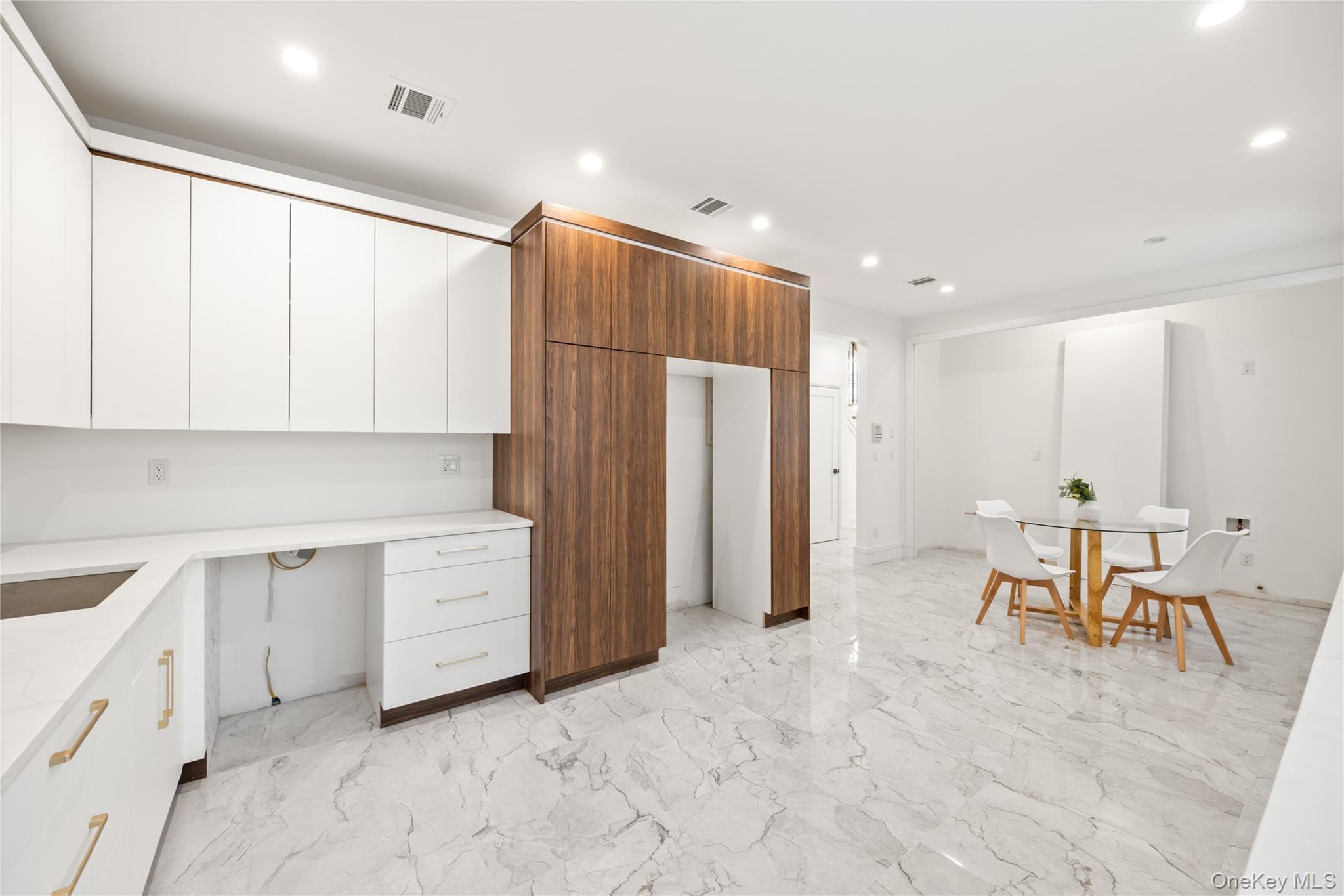 #11 photo, 8 Memorial Park Drive, Spring Valley , NY 10977