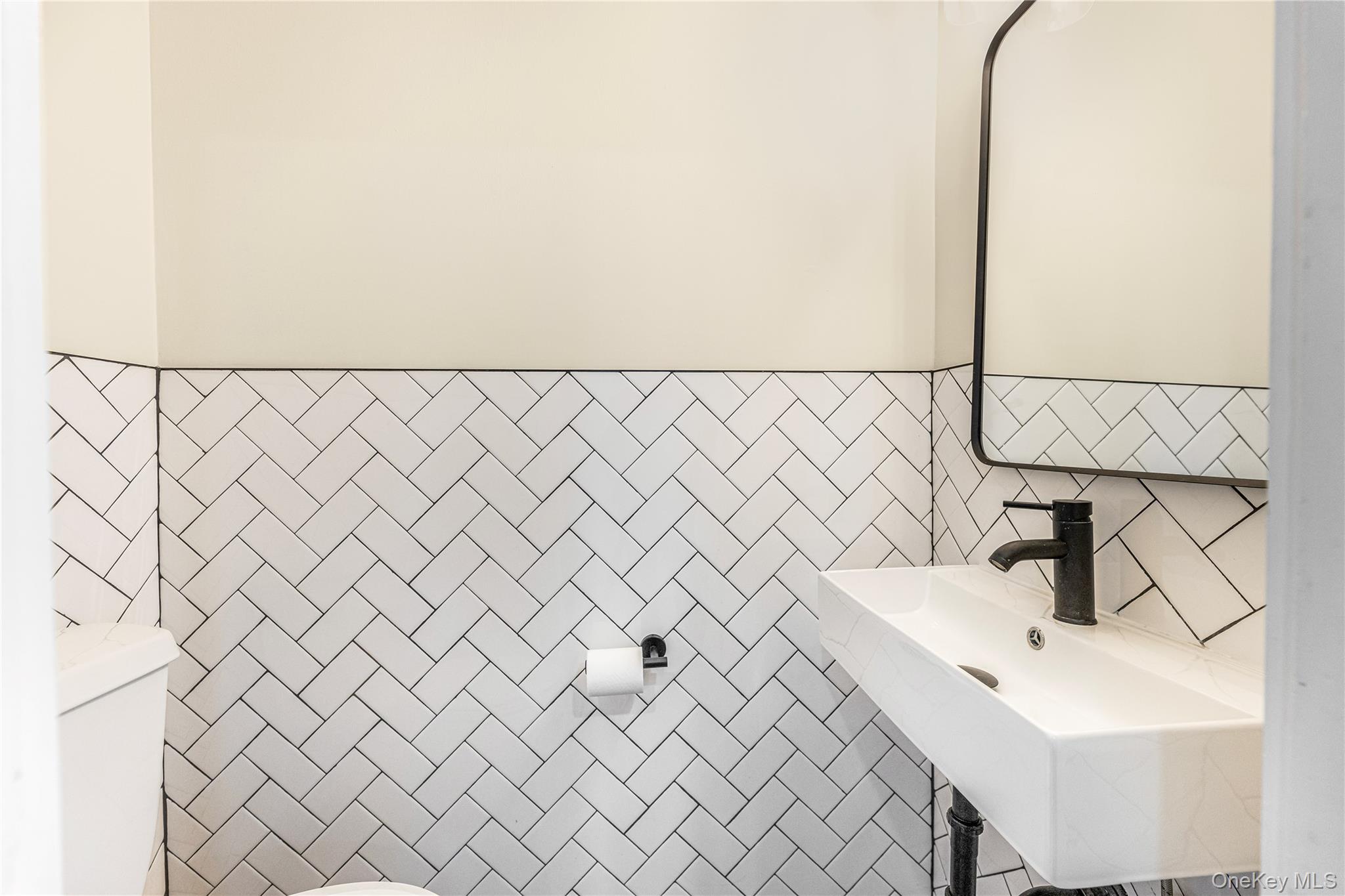 #7 photo, 604 Yonkers Avenue, 뉴욕주 Yonkers , NY 10704