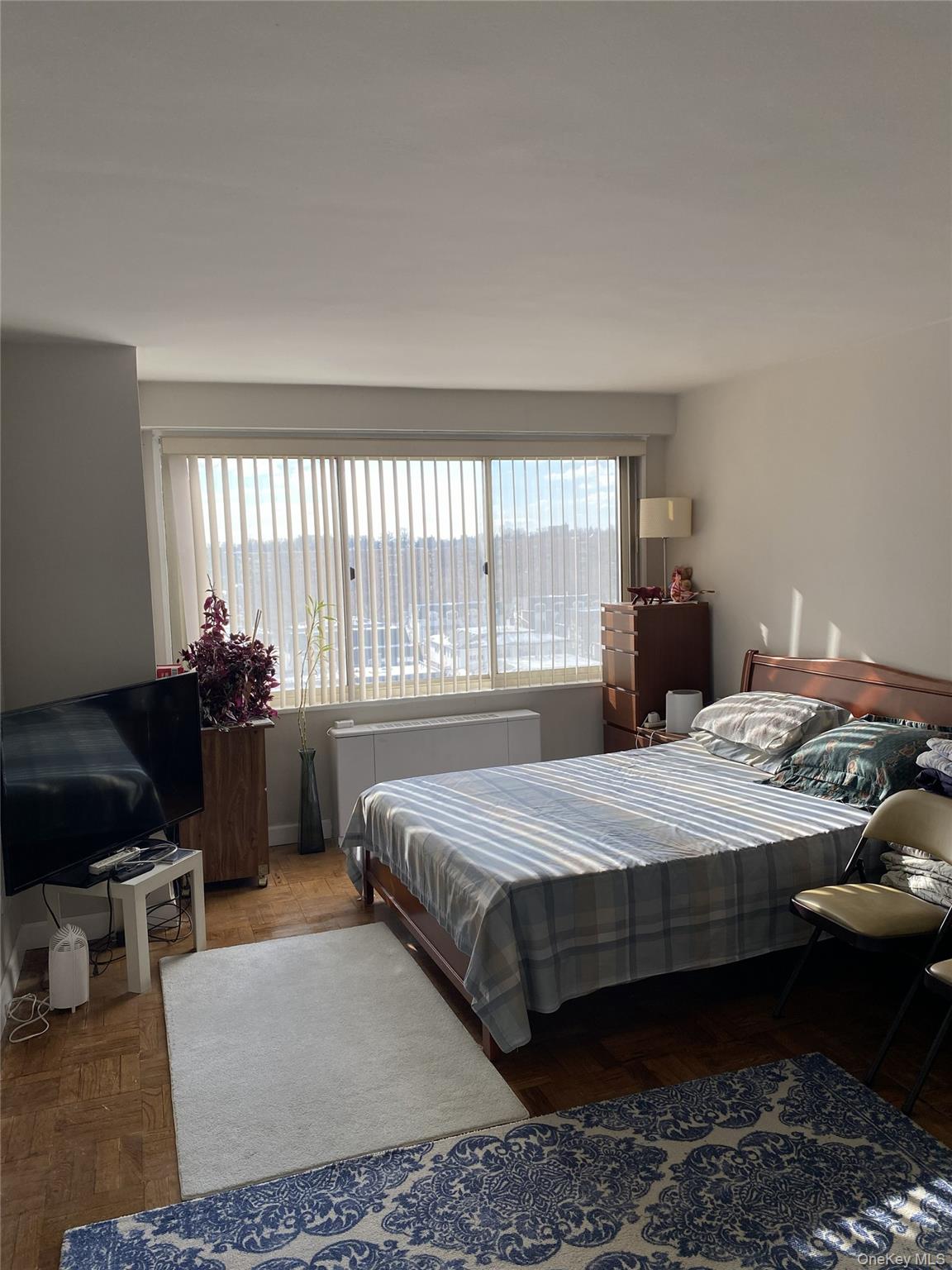 #5 photo, 18-15 215th Street, Bayside , NY 11360