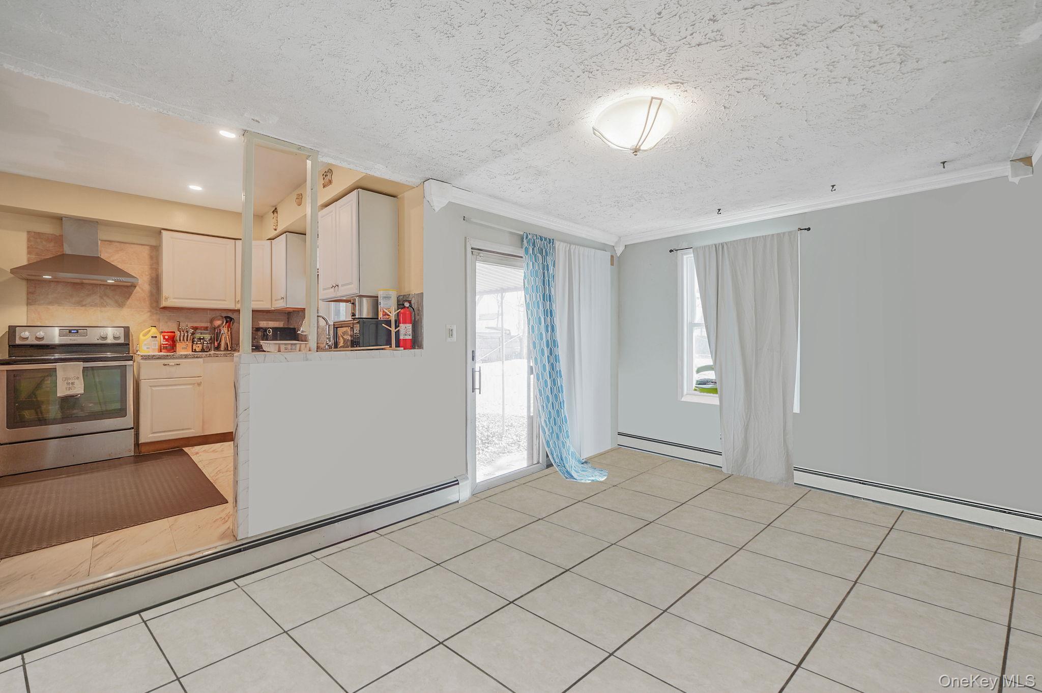 #12 photo, 120 Evergreen Avenue, Brentwood , NY 11717