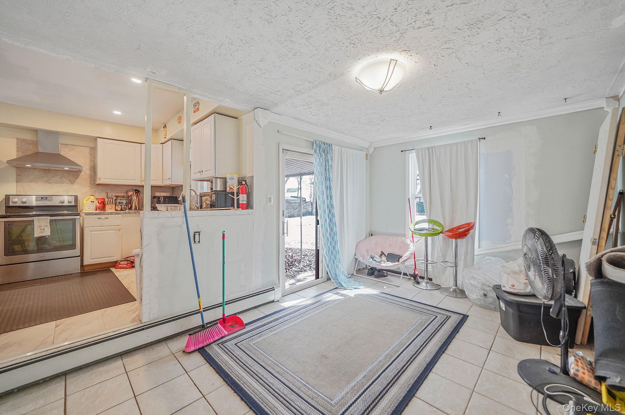 #13 photo, 120 Evergreen Avenue, Brentwood , NY 11717