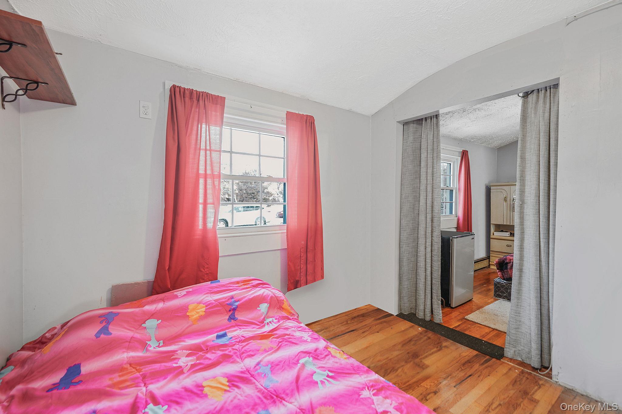 #17 photo, 120 Evergreen Avenue, Brentwood , NY 11717