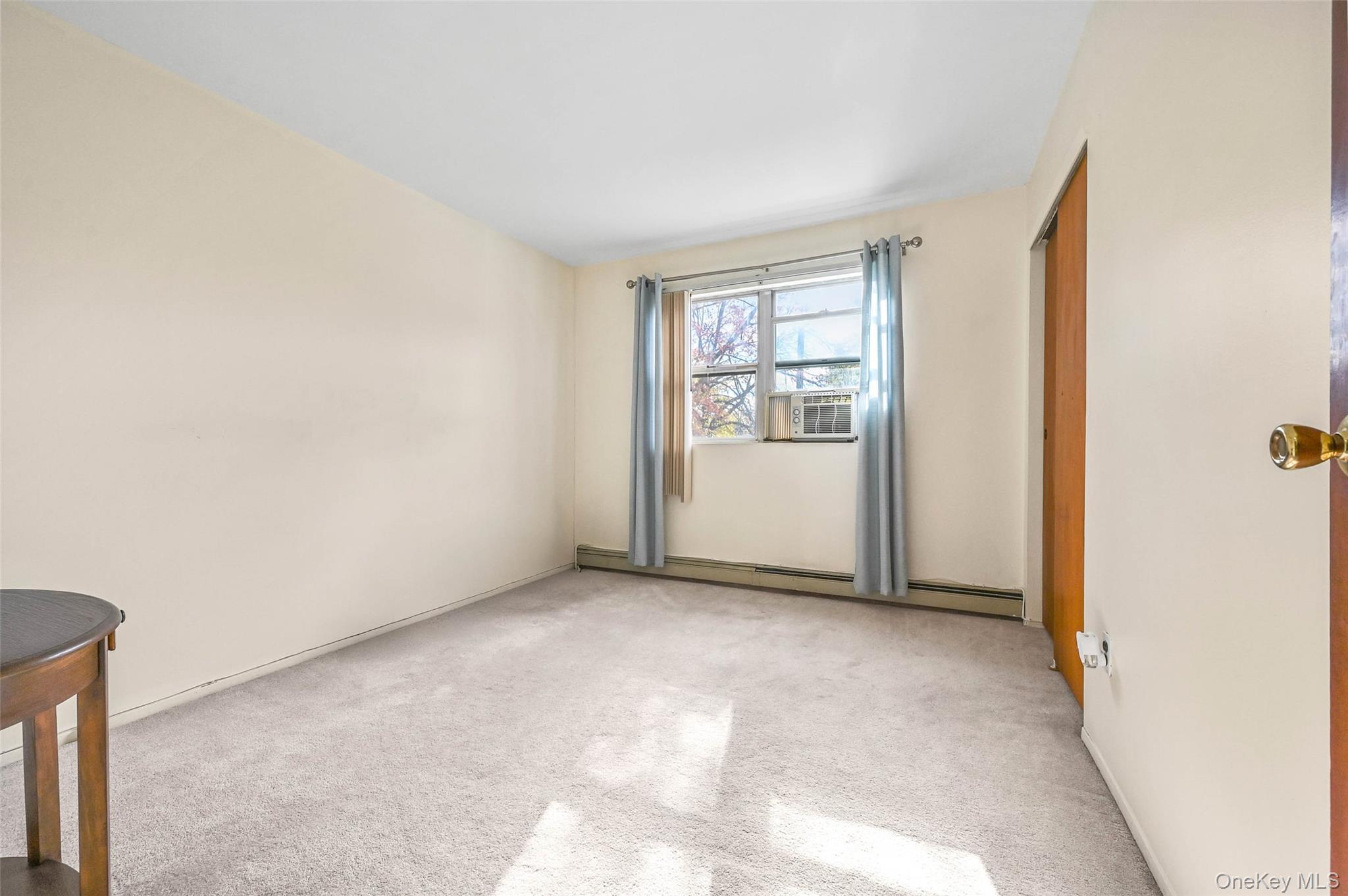 #15 photo, 13214 Farmers Boulevard, Saint Albans , NY 11434