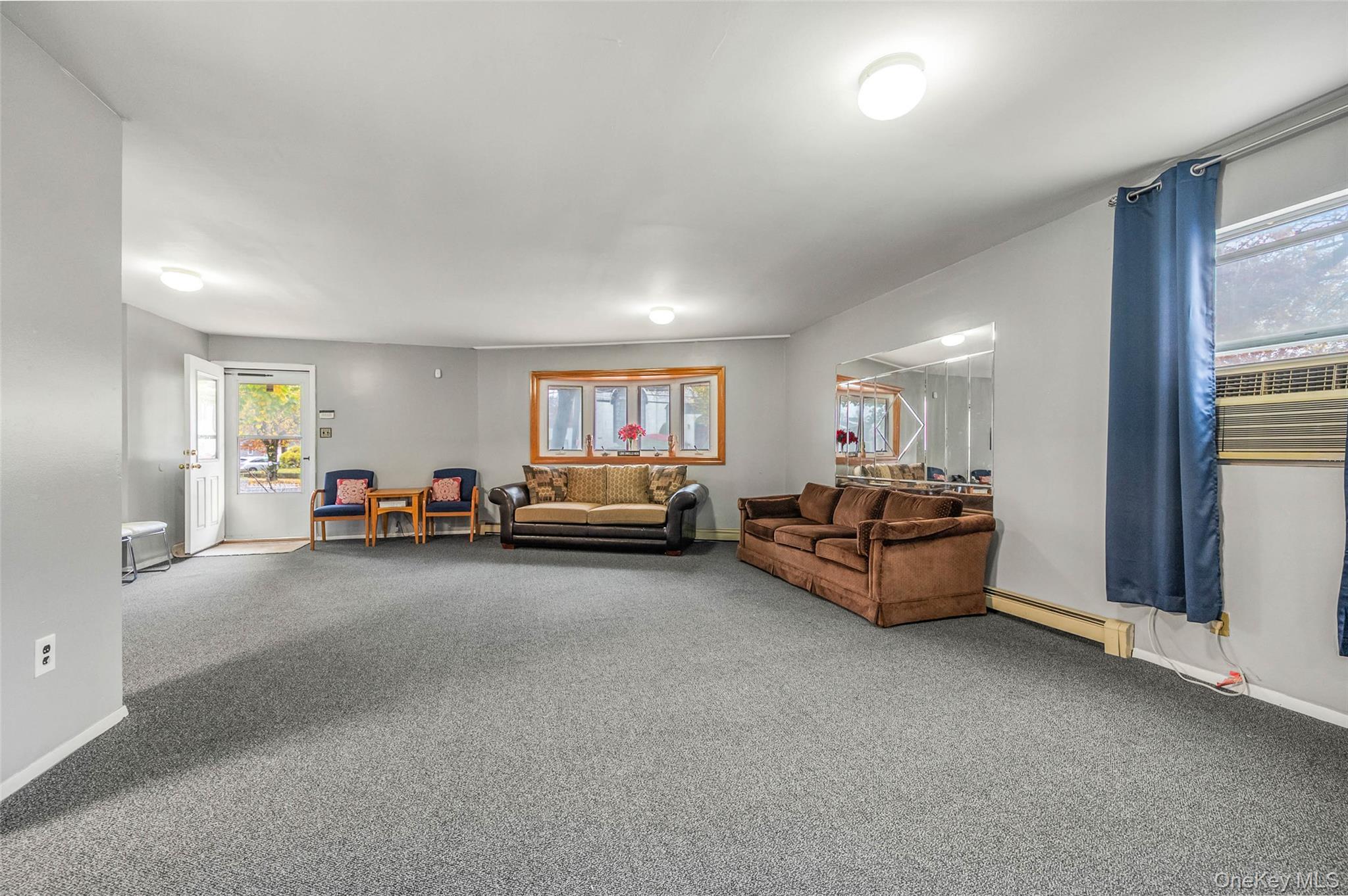 #2 photo, 13214 Farmers Boulevard, Saint Albans , NY 11434