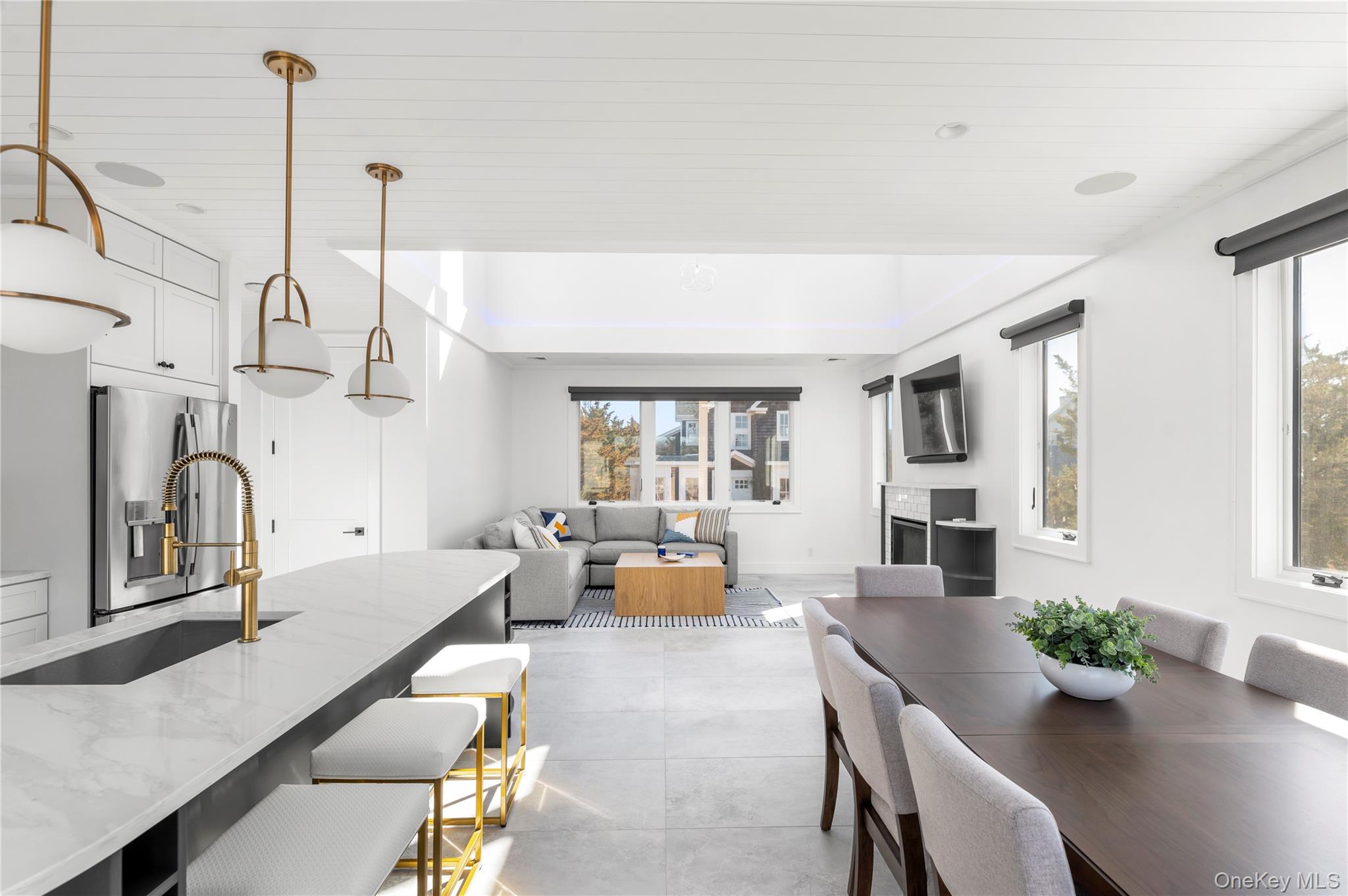 #12 photo, 44 Island Walk, Lonelyville , NY 11706