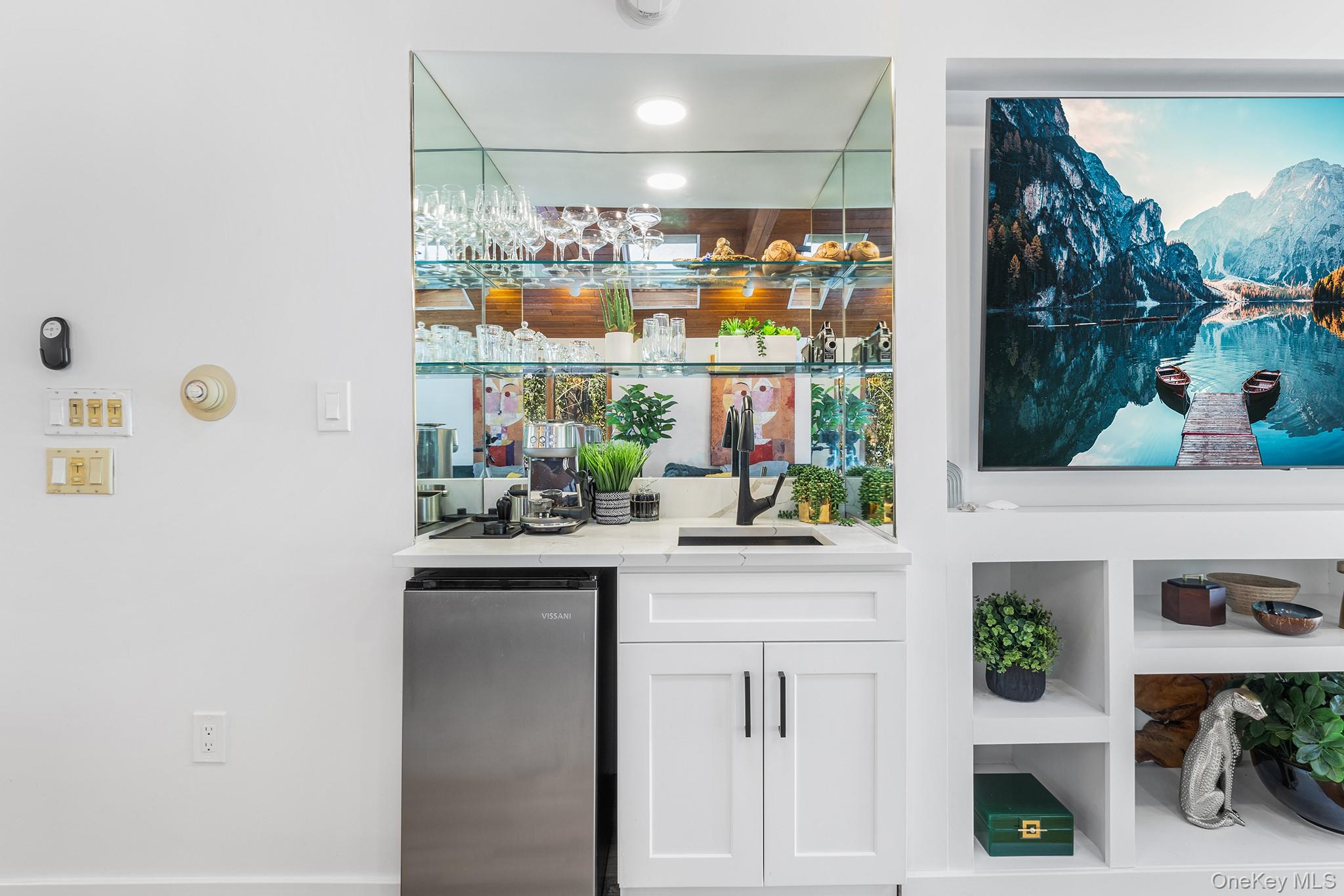 #20 photo, 43 Lewis Court, Huntington Station , NY 11746