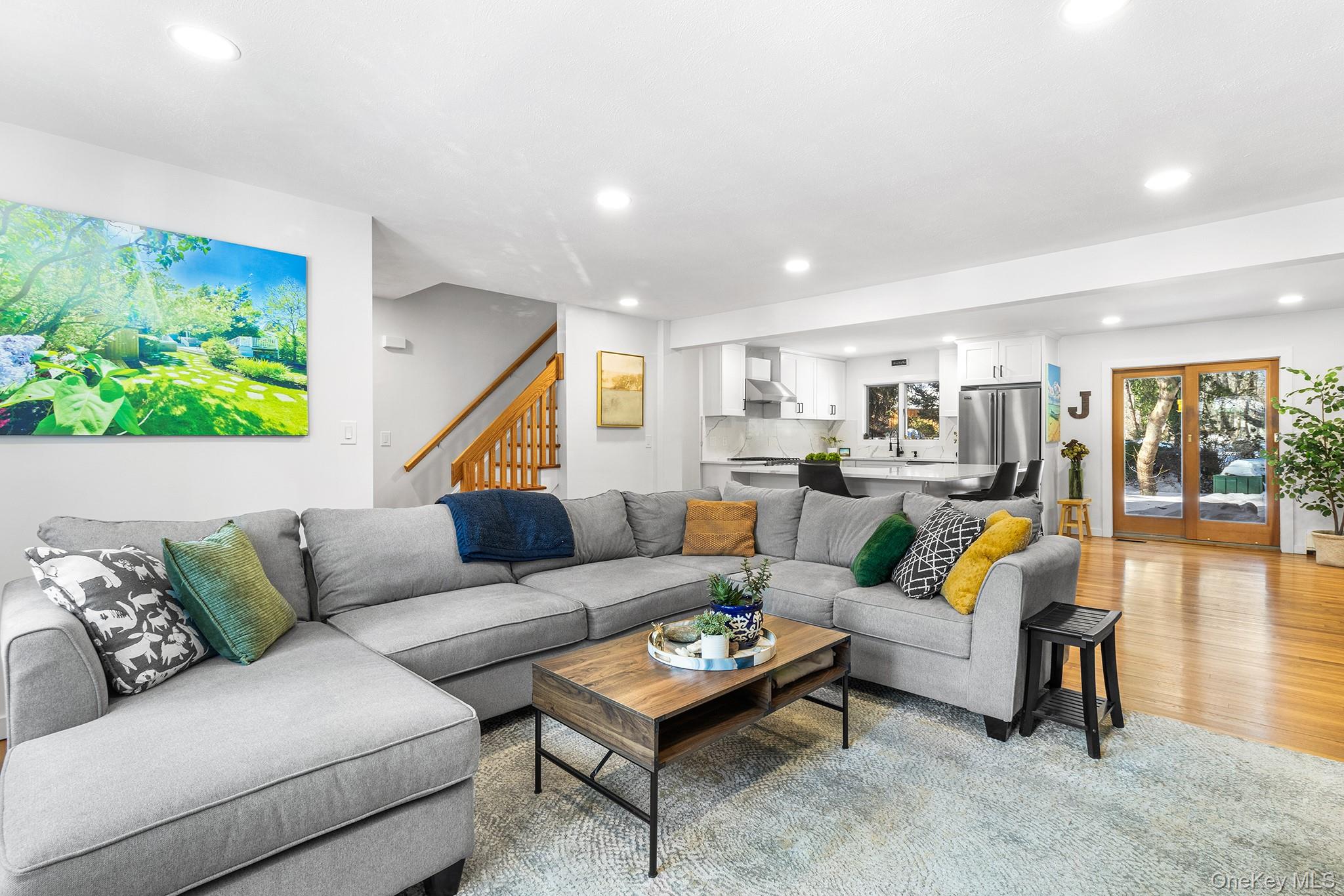 #4 photo, 43 Lewis Court, Huntington Station , NY 11746