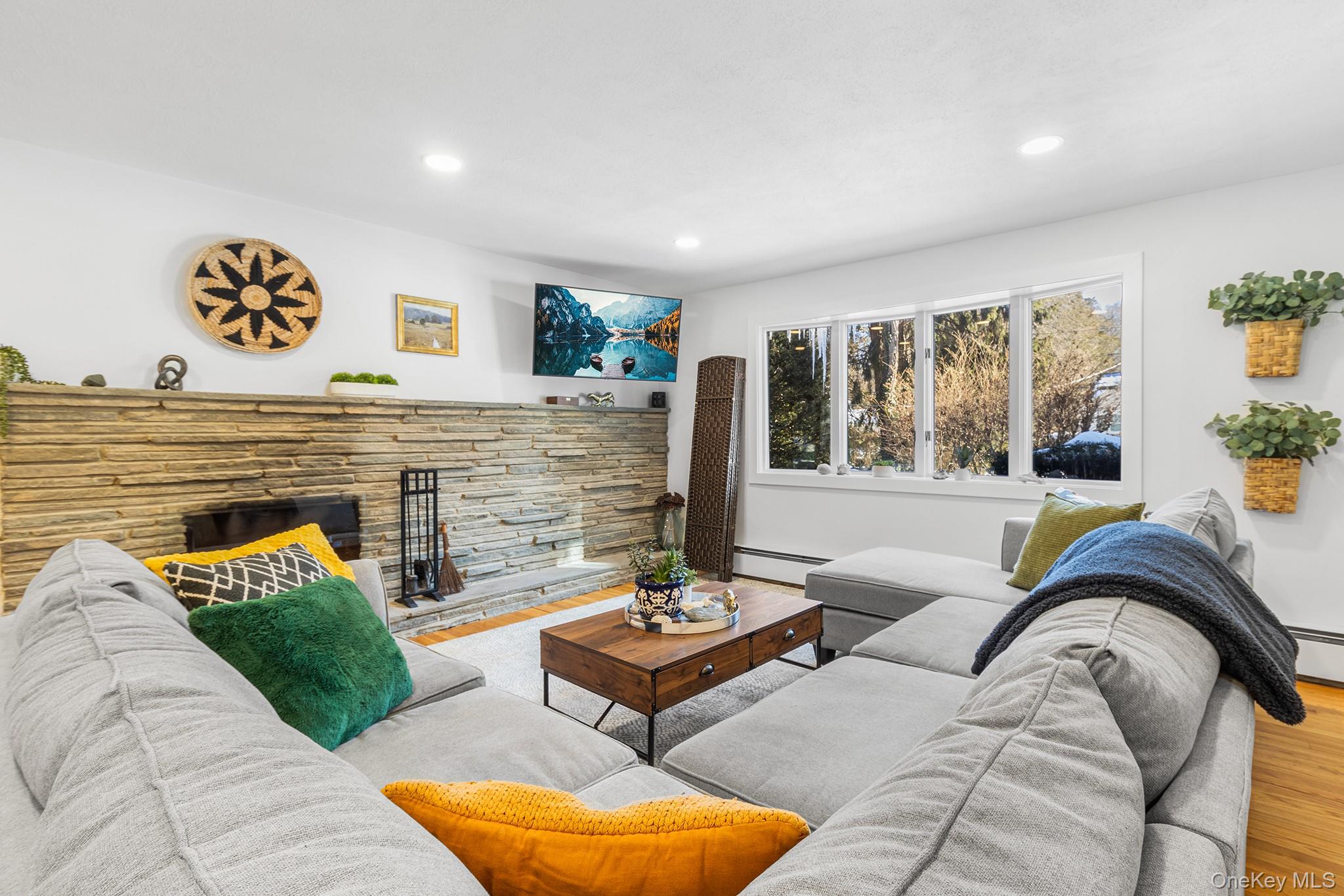 #9 photo, 43 Lewis Court, Huntington Station , NY 11746