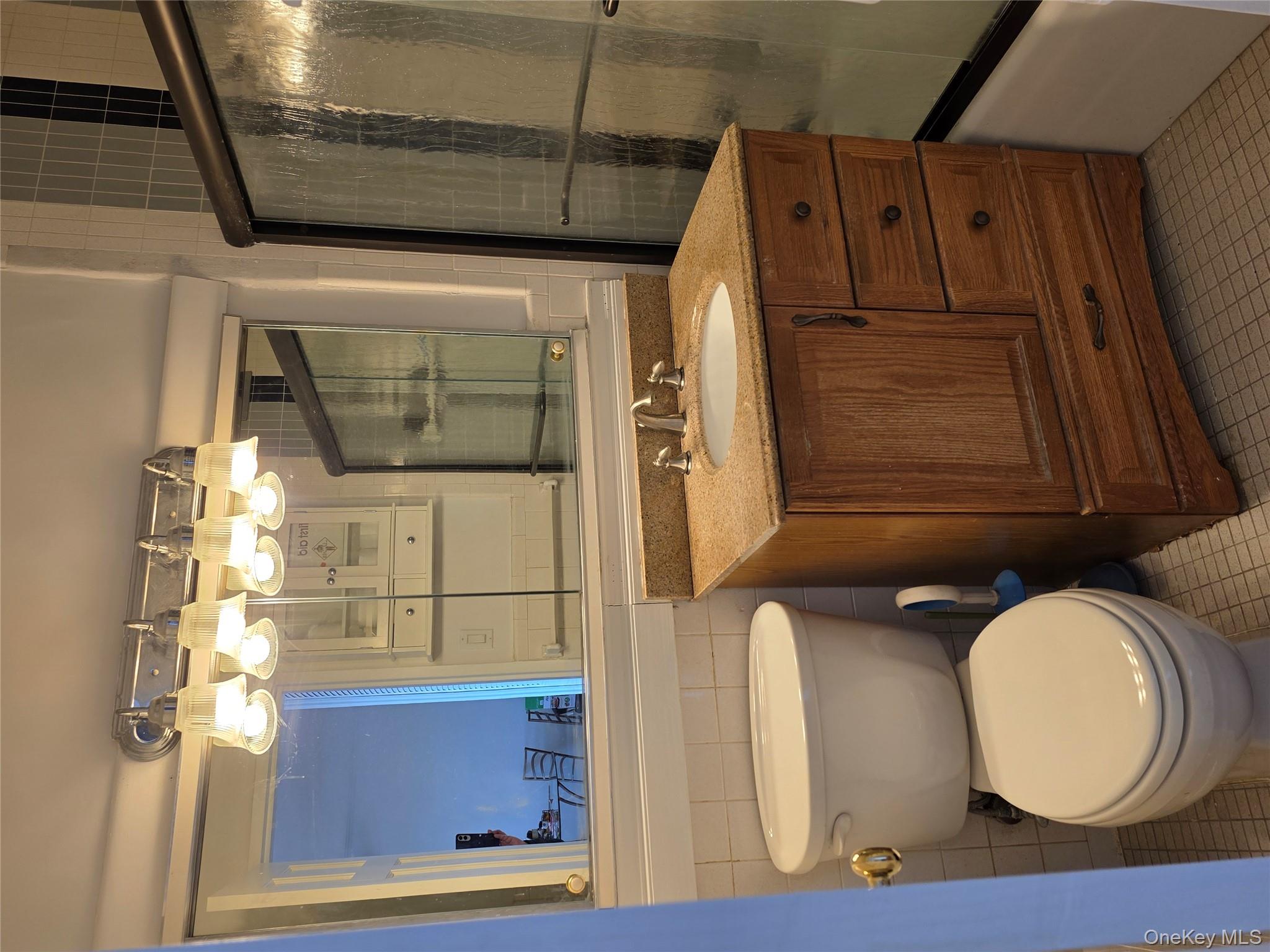 #7 photo, 18-15 215th Street, Bayside , NY 11360