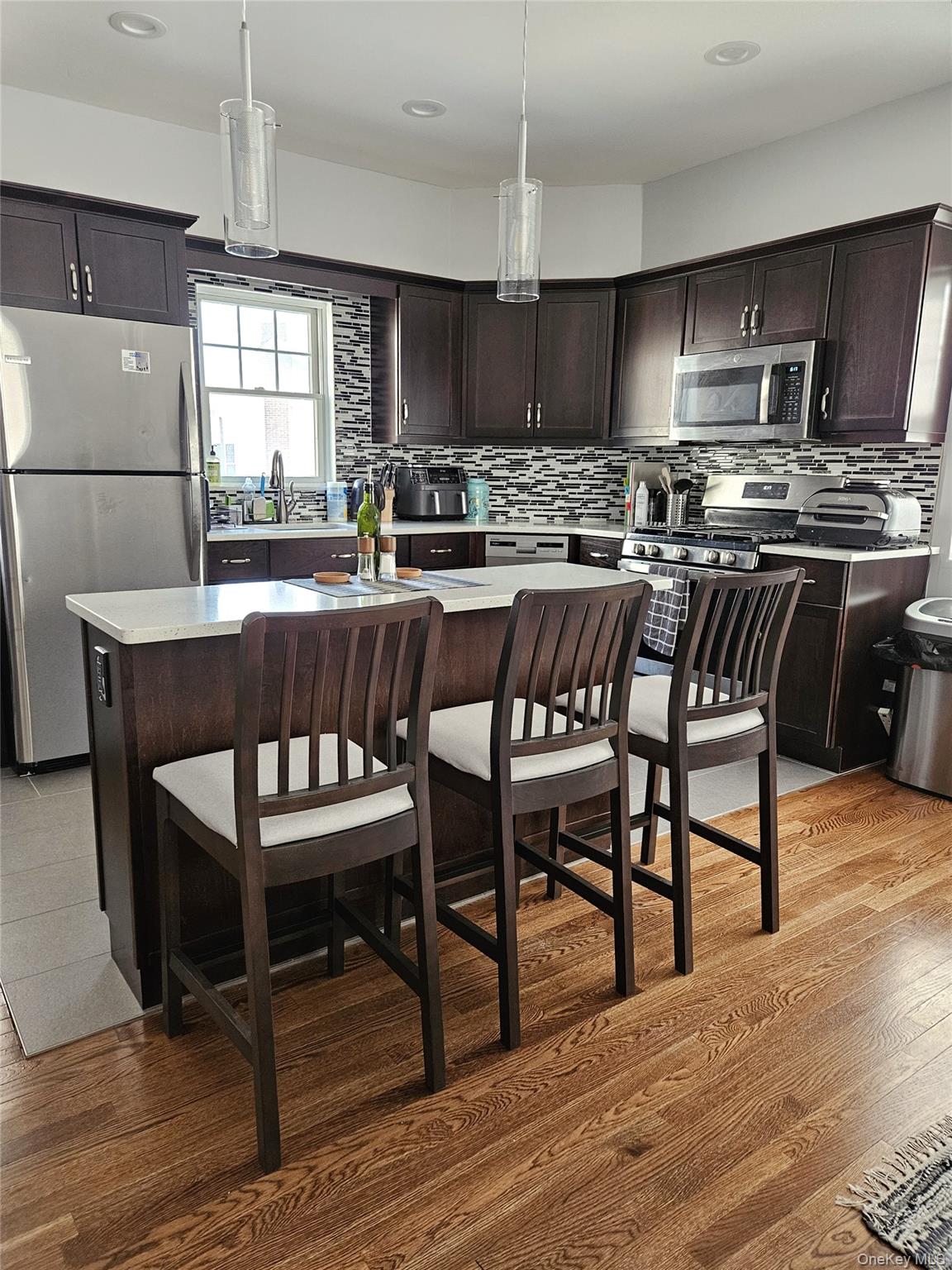 #7 photo, 93 Hempstead Avenue, Lynbrook , NY 11563